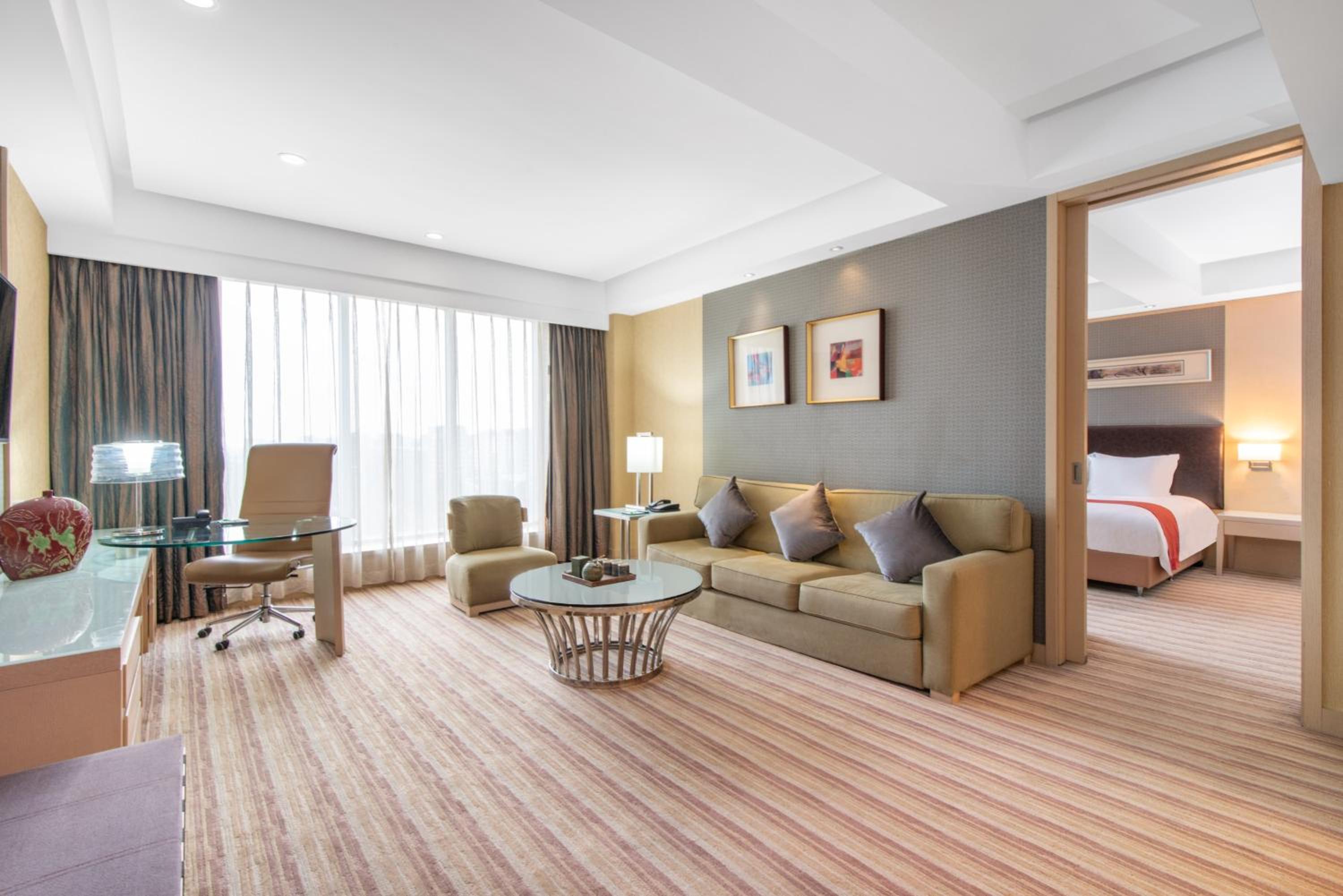 Executive Suite photo 3
