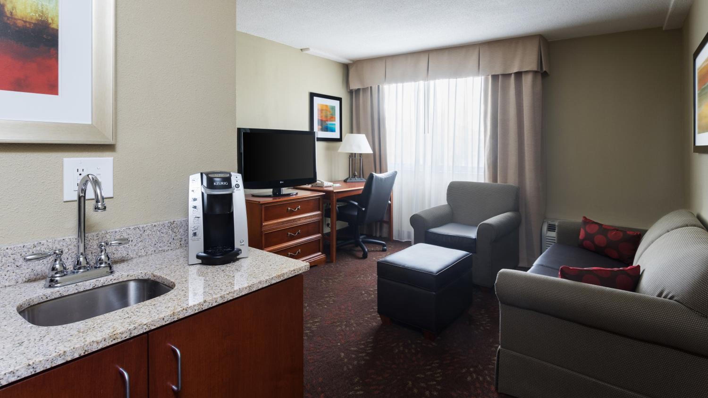 King Suite with Sofa Bed - Photo 5