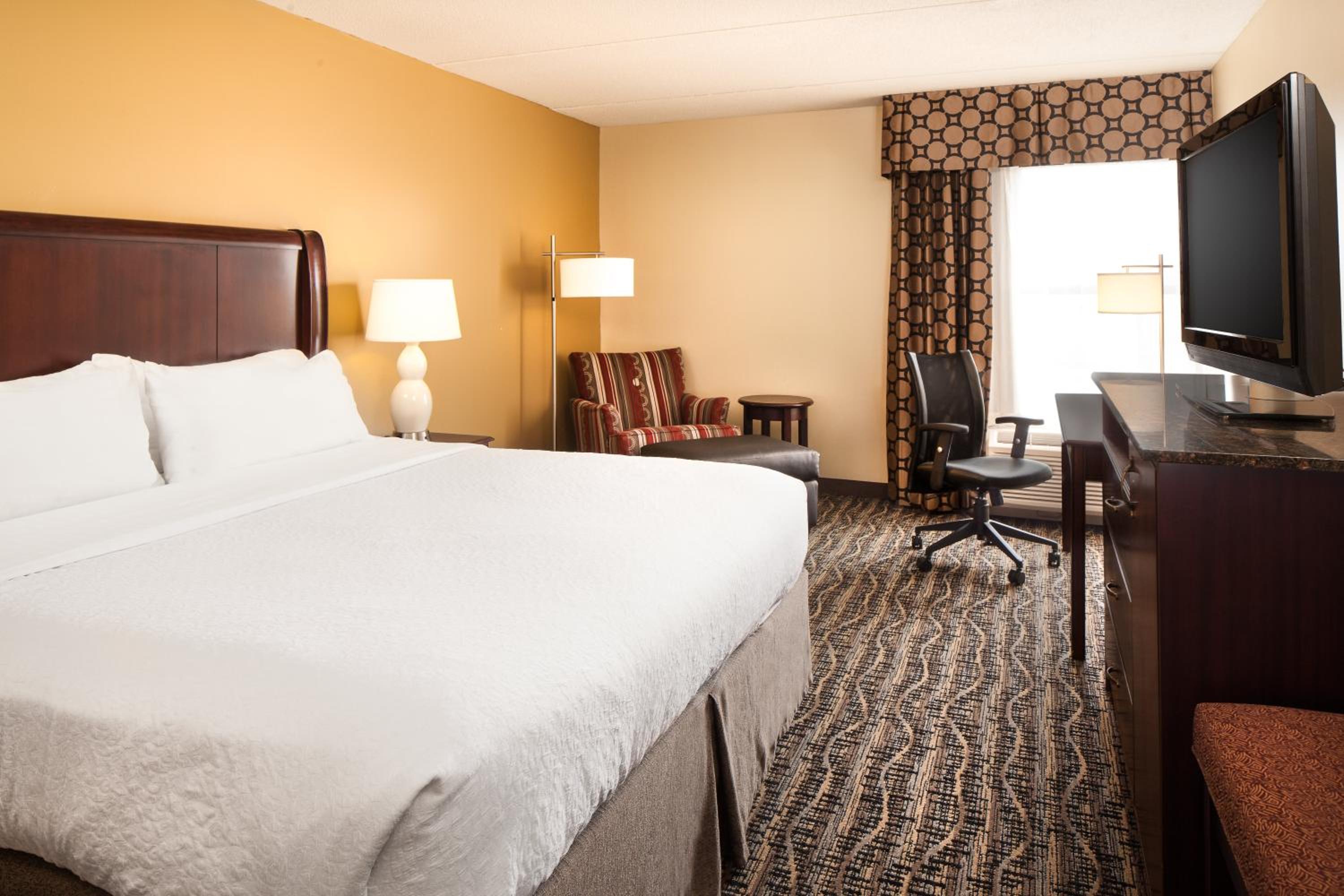 Standard King Room - Photo 2