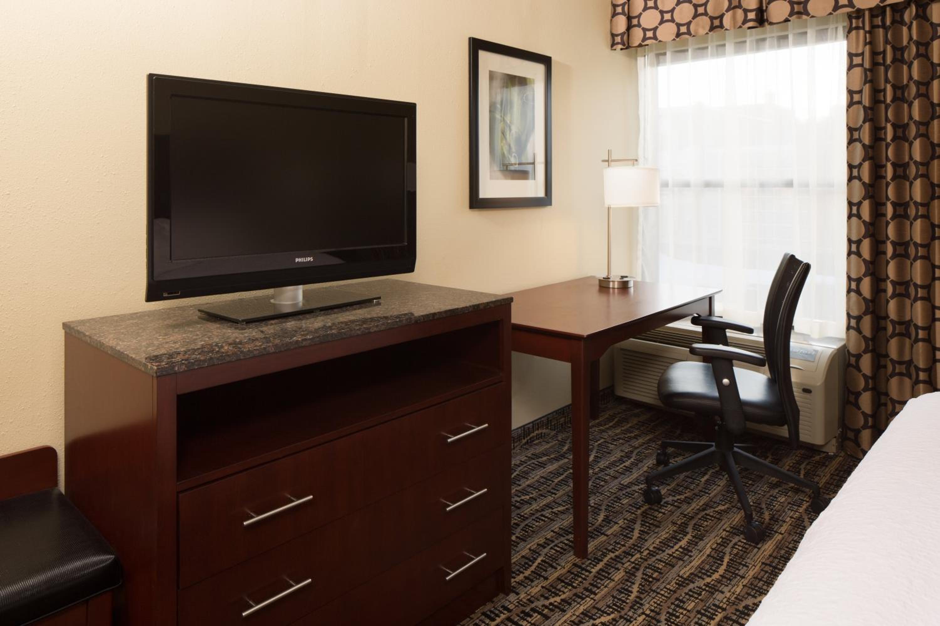 Standard King Room - Photo 1