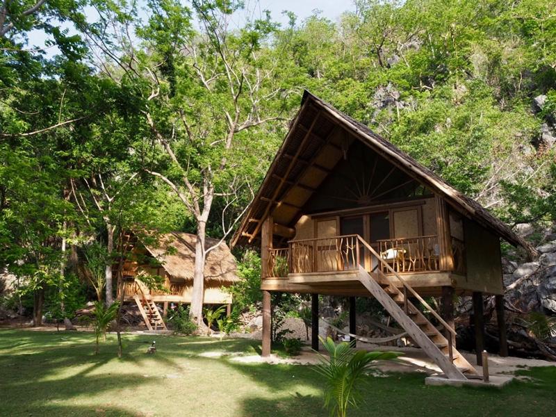 Hillside Chalet photo 2