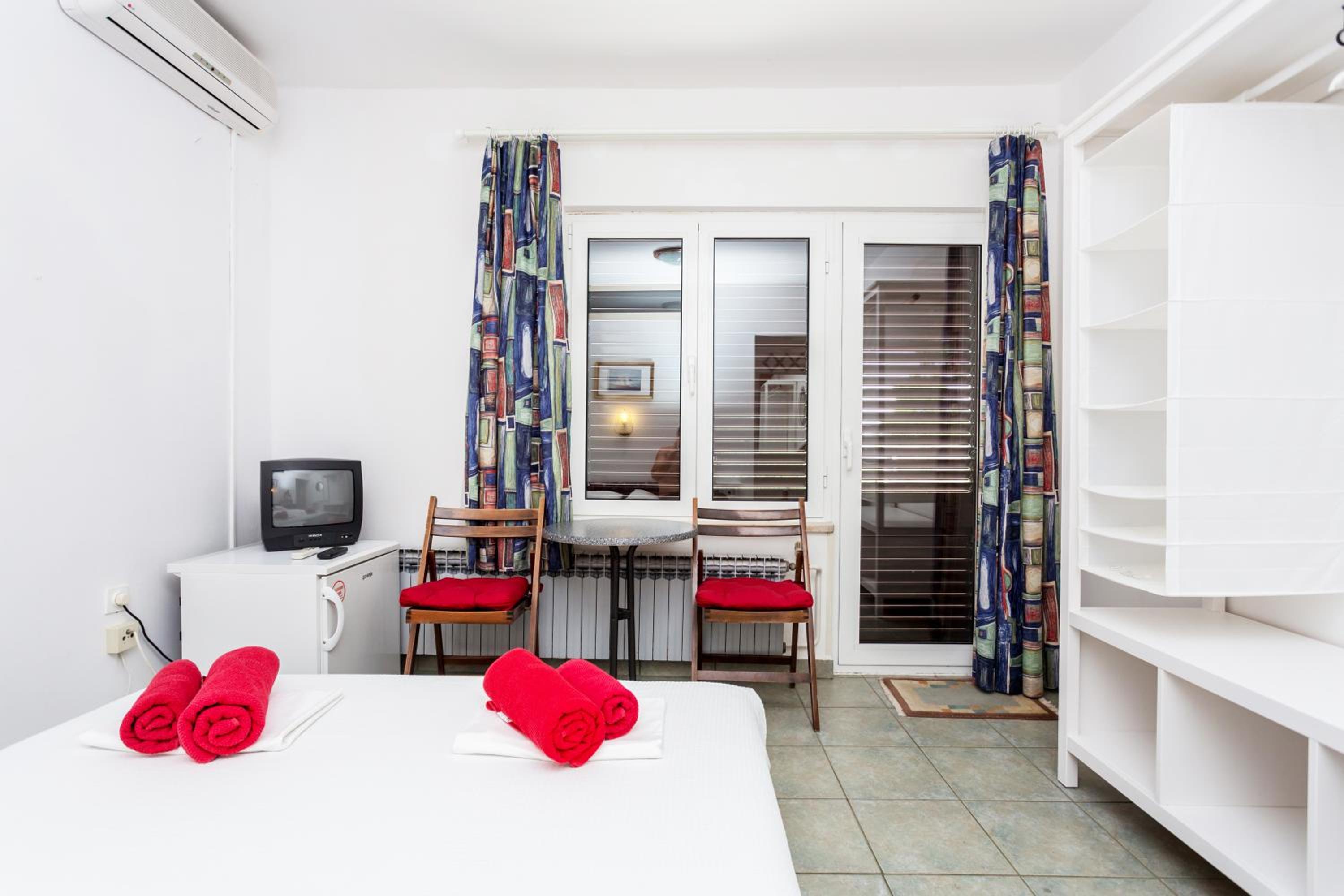 Double Room with Balcony and Sea View photo 2