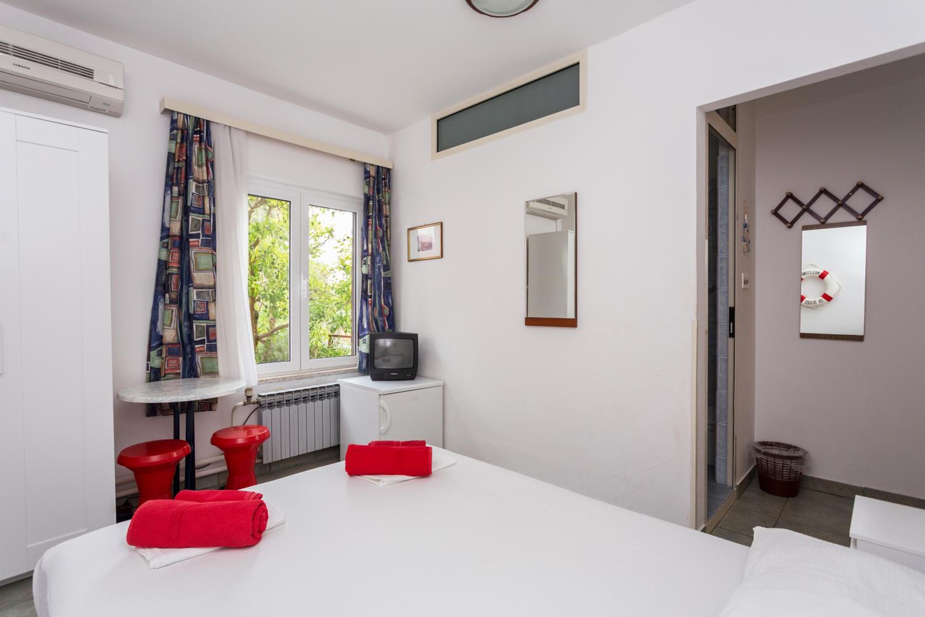 Double Room with Garden View photo 1
