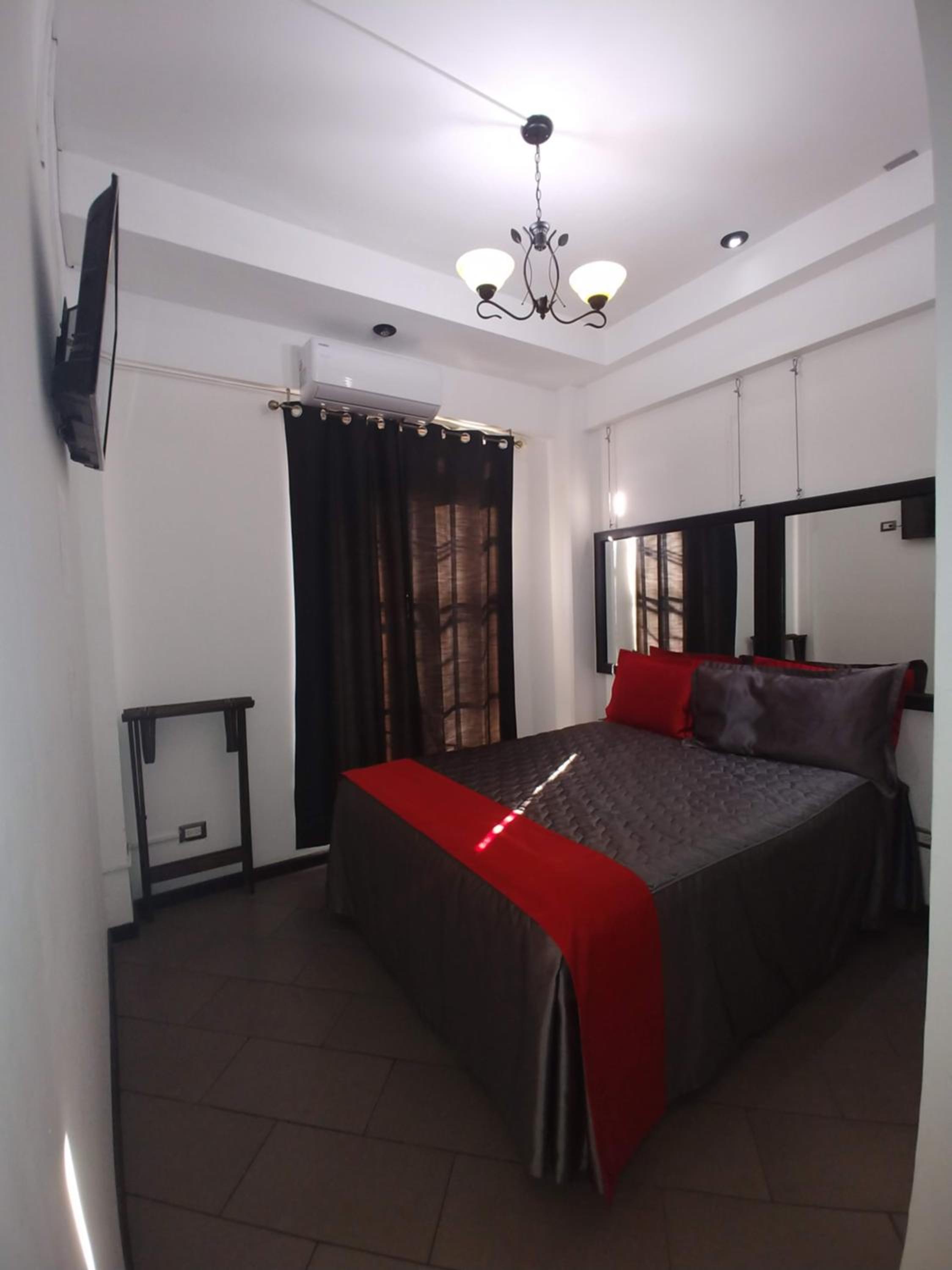 Double Room with Private Bathroom photo 2