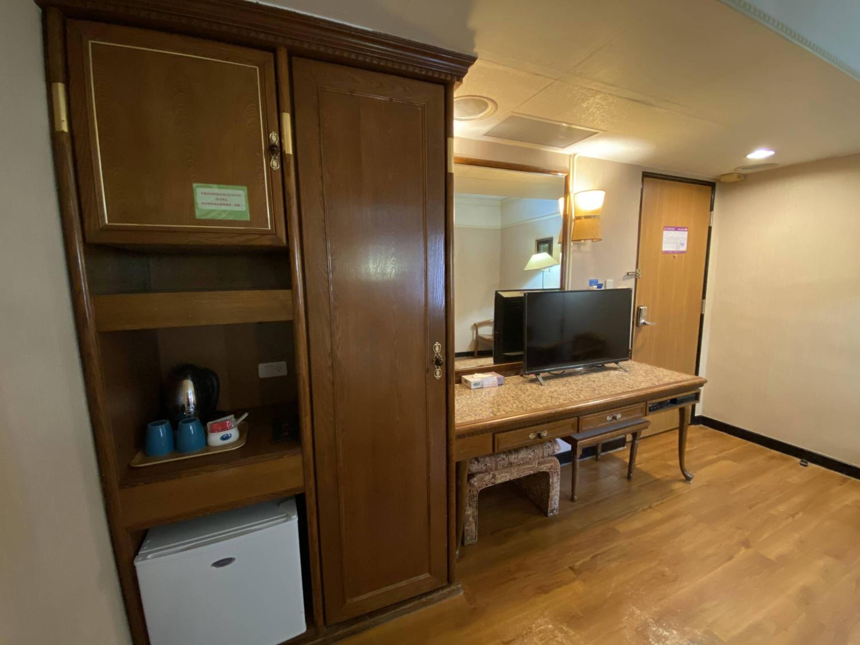 Double Room - No Parking photo 3