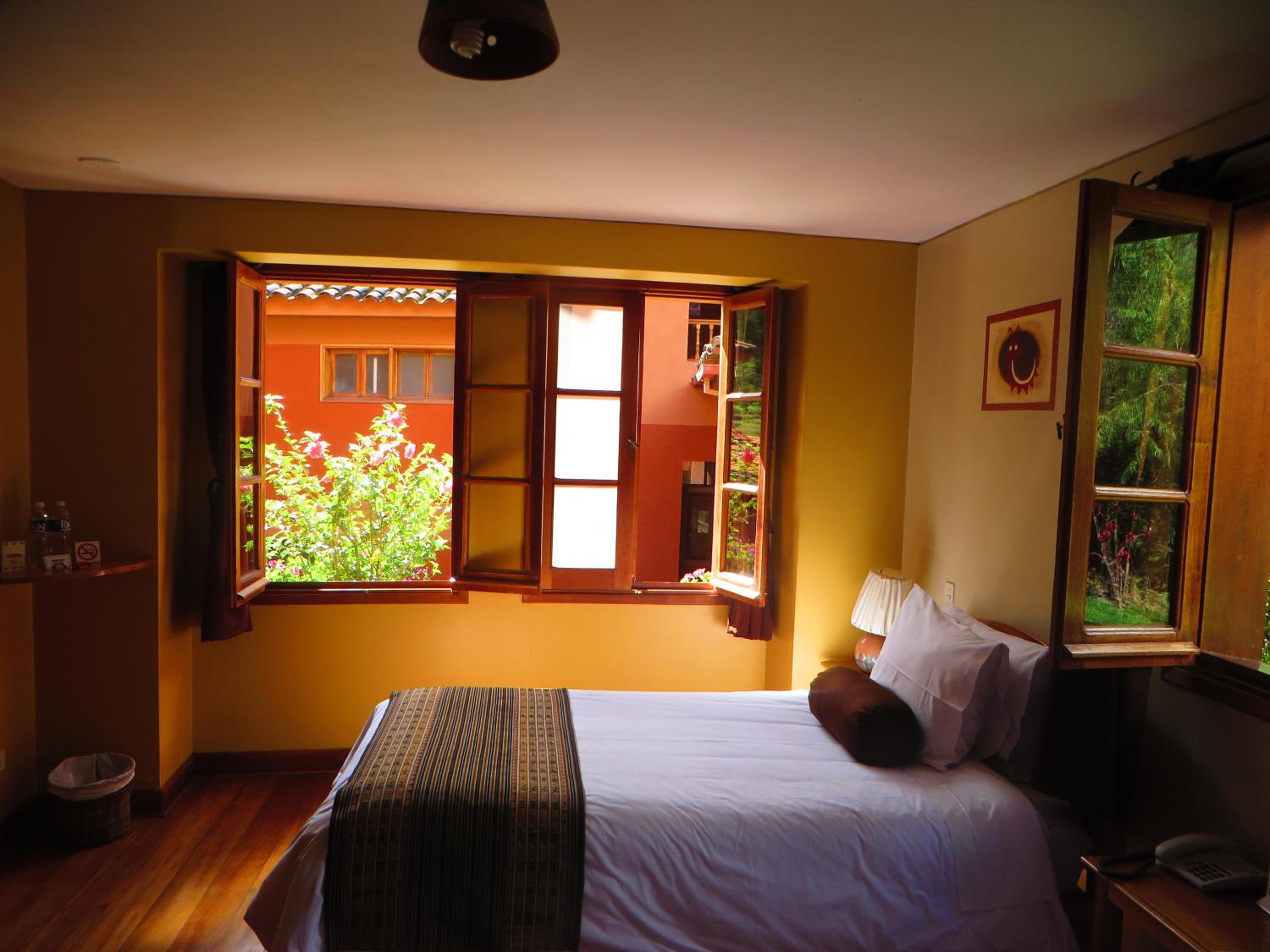 Standard Twin Room photo 2
