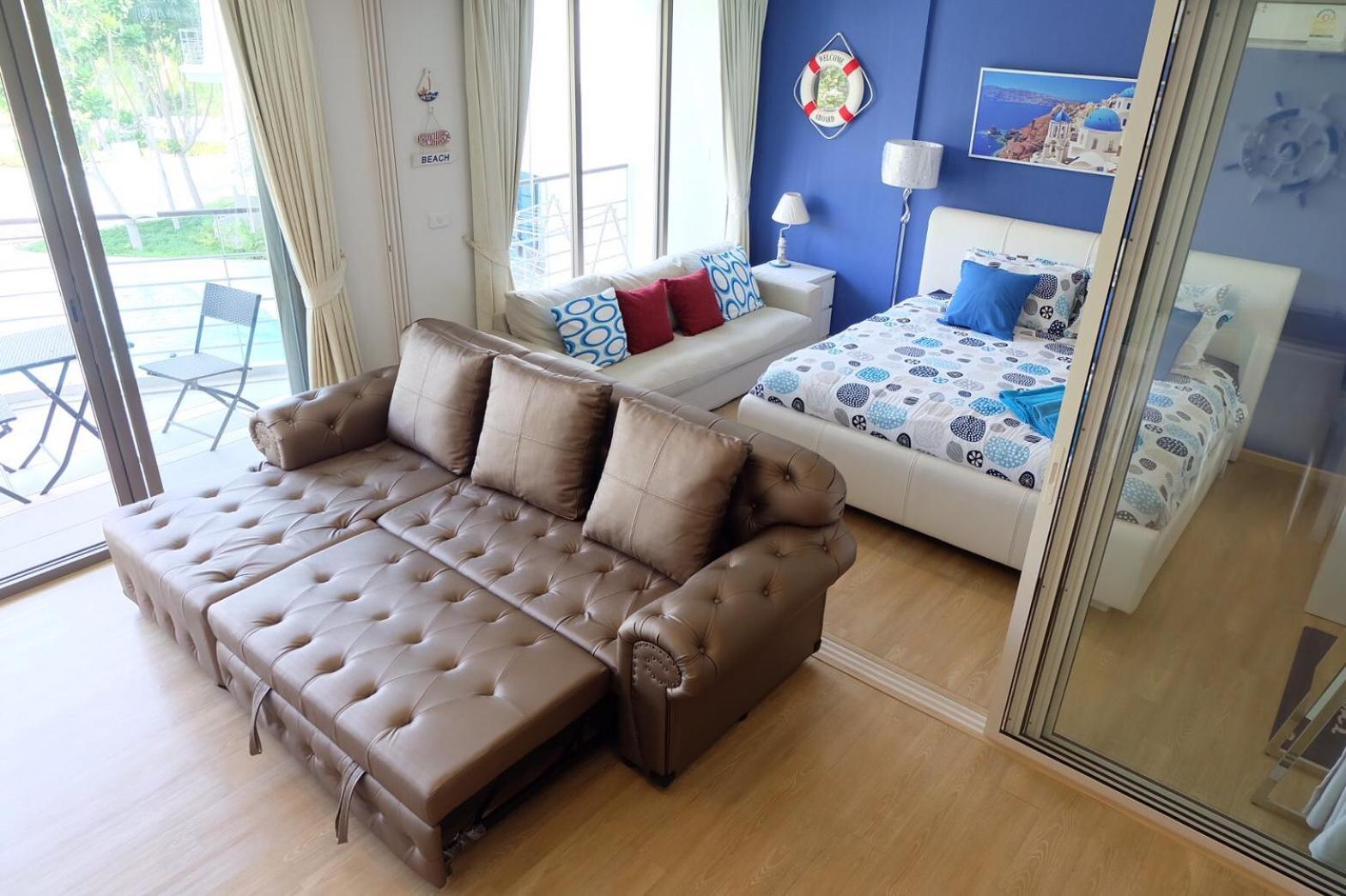 Apartment with Pool View  photo 3