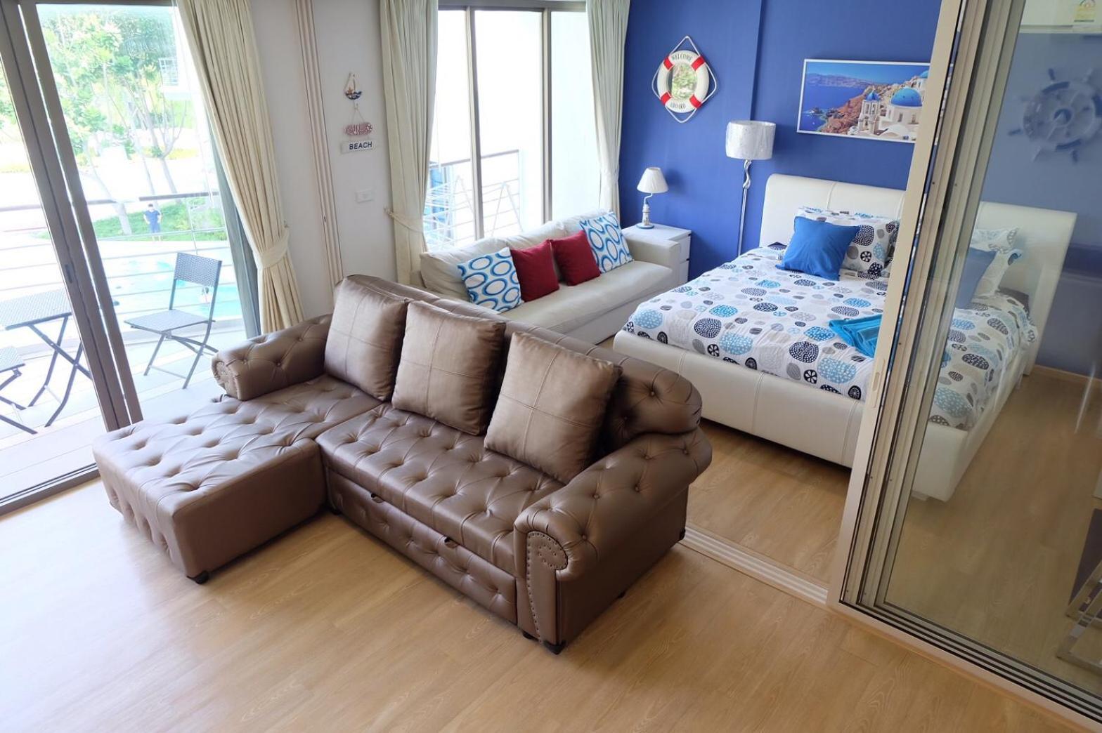 Apartment with Pool View  photo 2