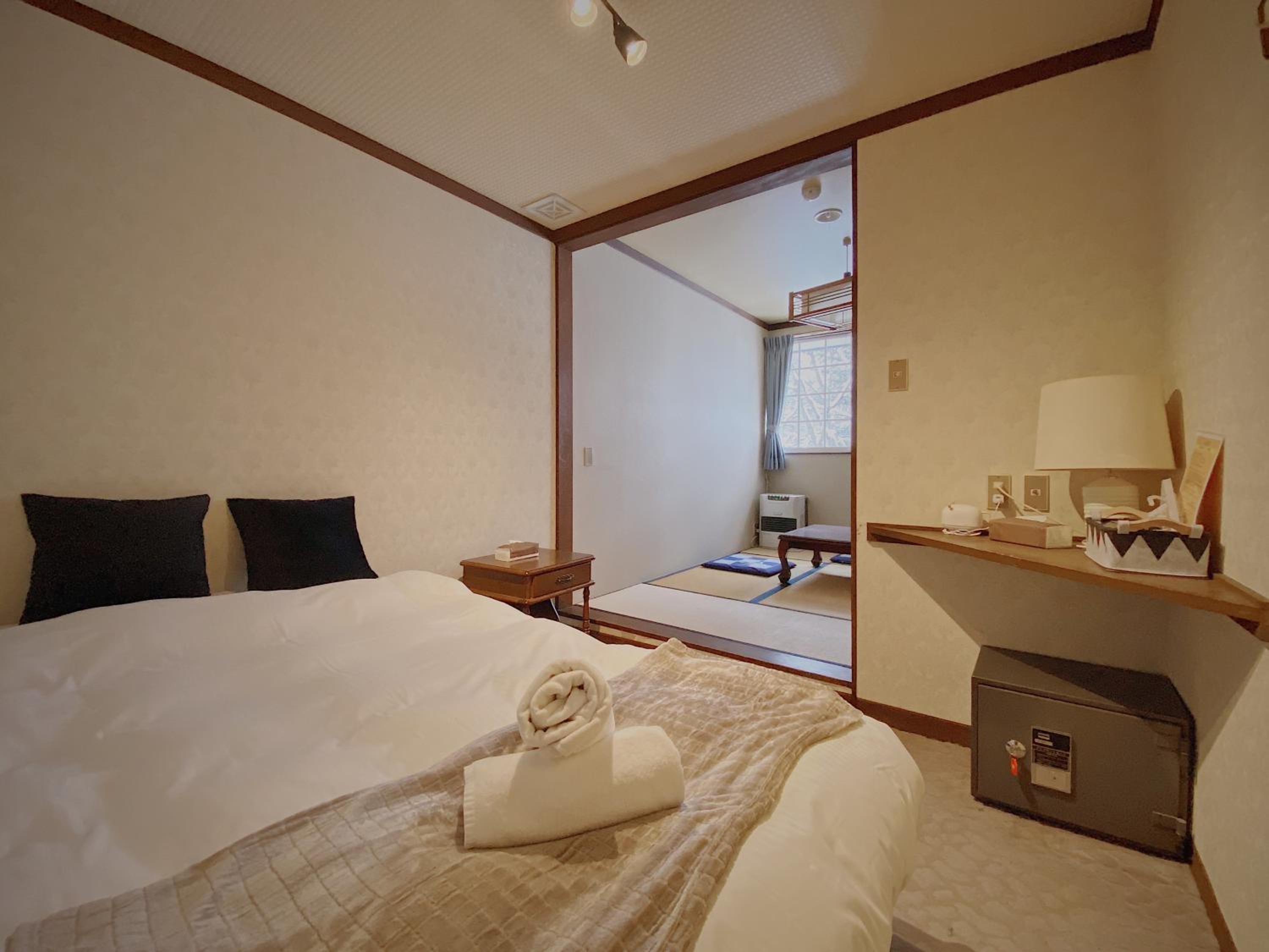 Deluxe Family Suite