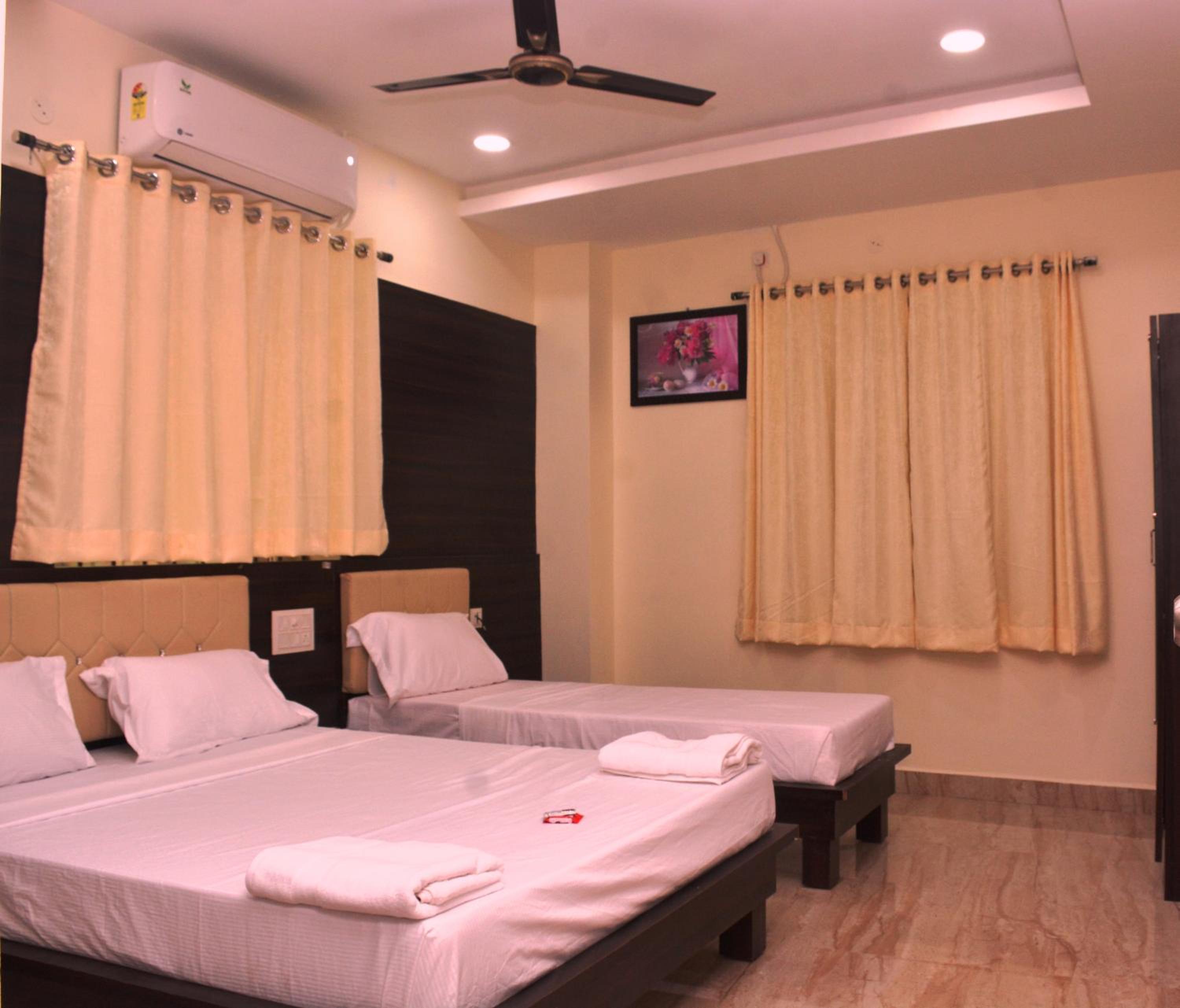 Classic Triple Room - Photo 5