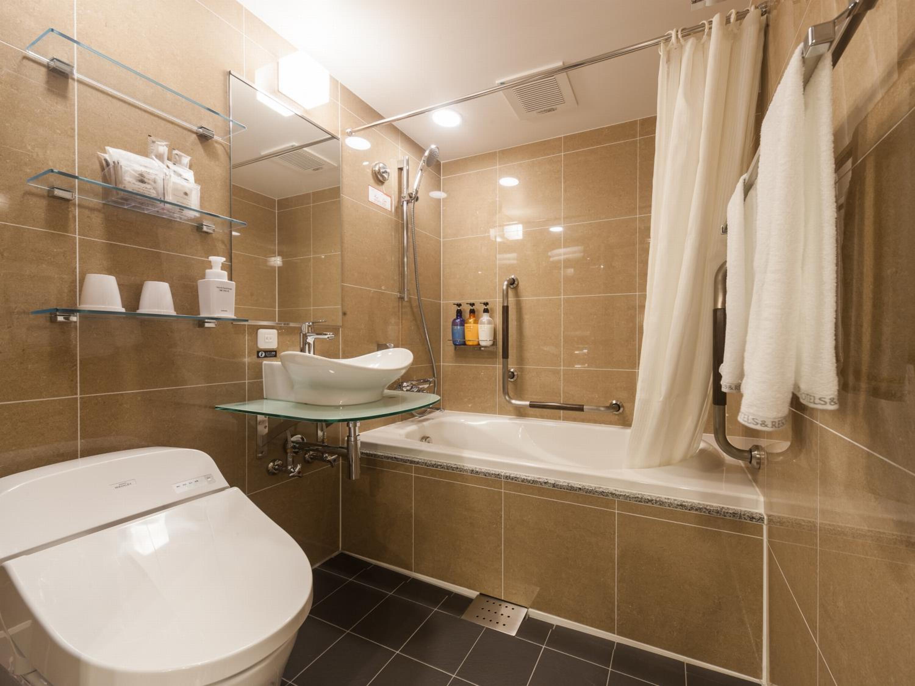 Deluxe Twin Room - Non-Smoking photo 2