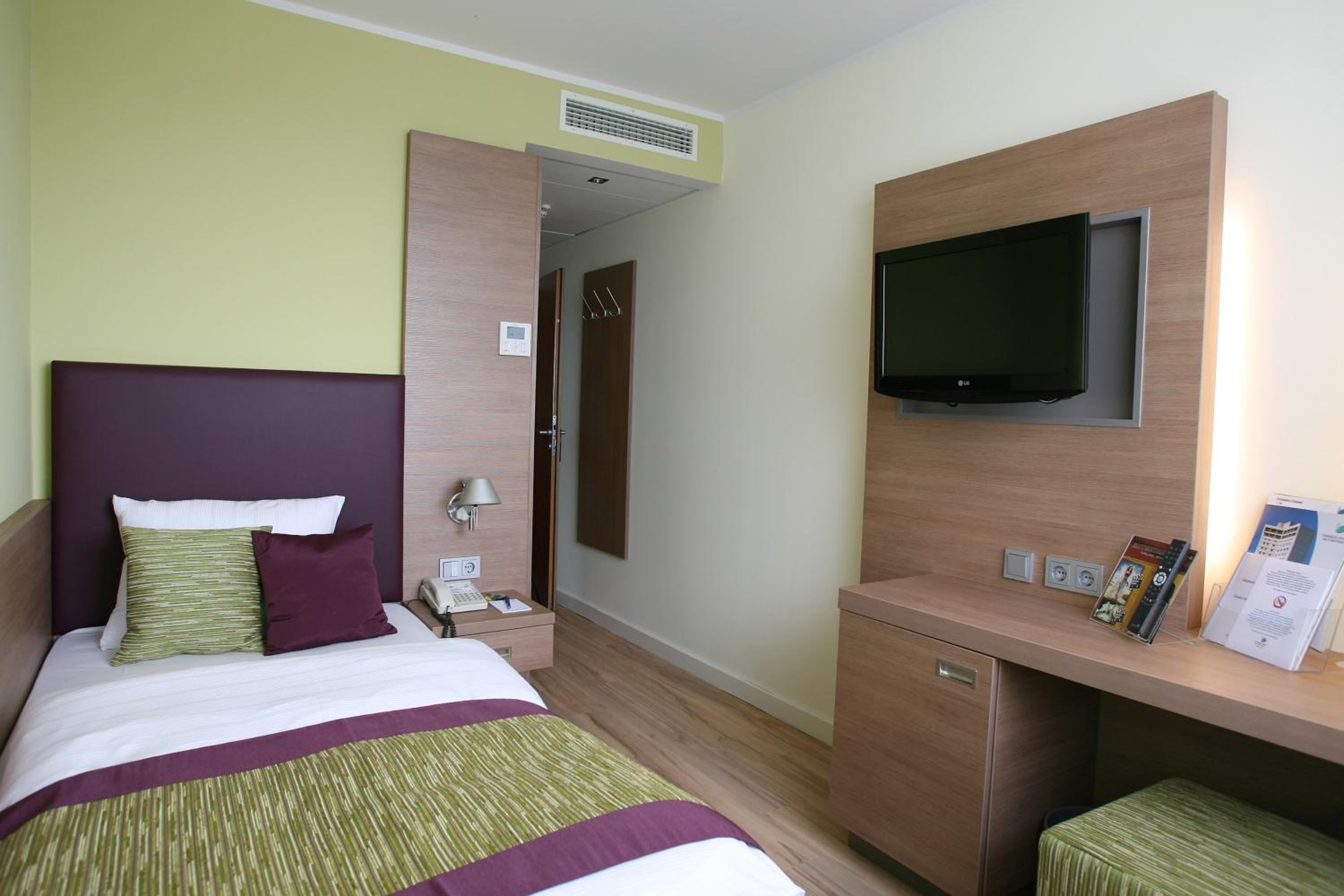 Small Economy Single Room