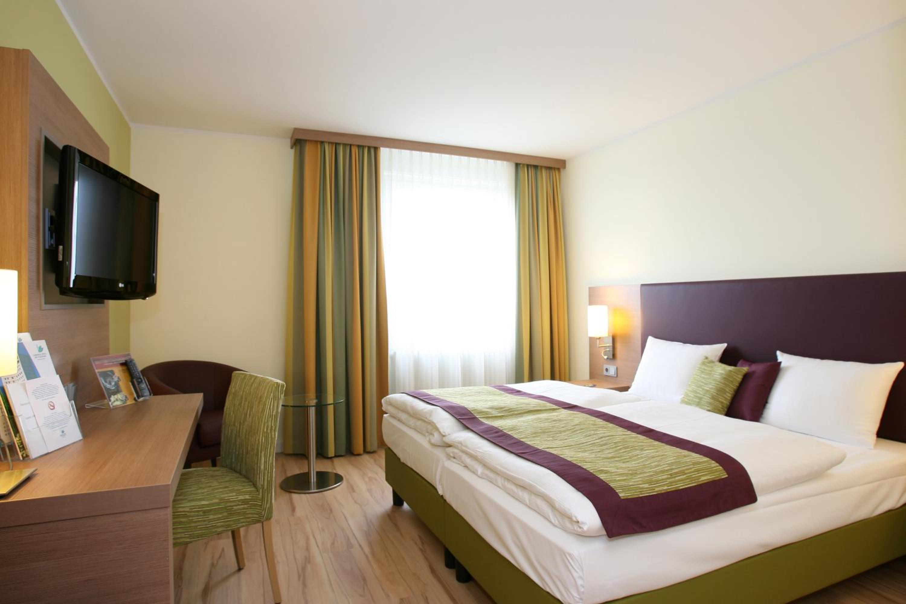 Classic Double Room - Photo 12