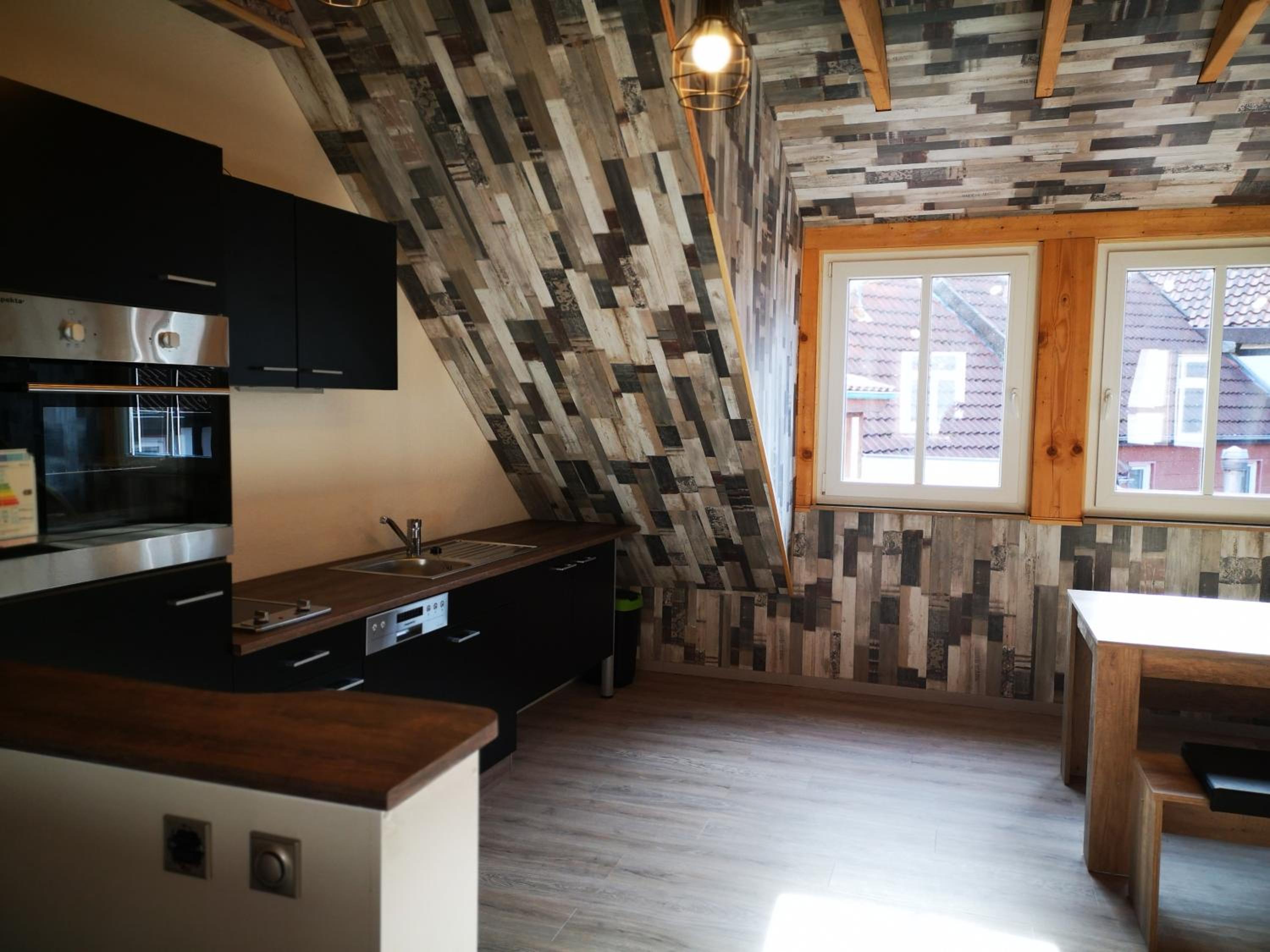 Two-Bedroom Apartment - Photo 6