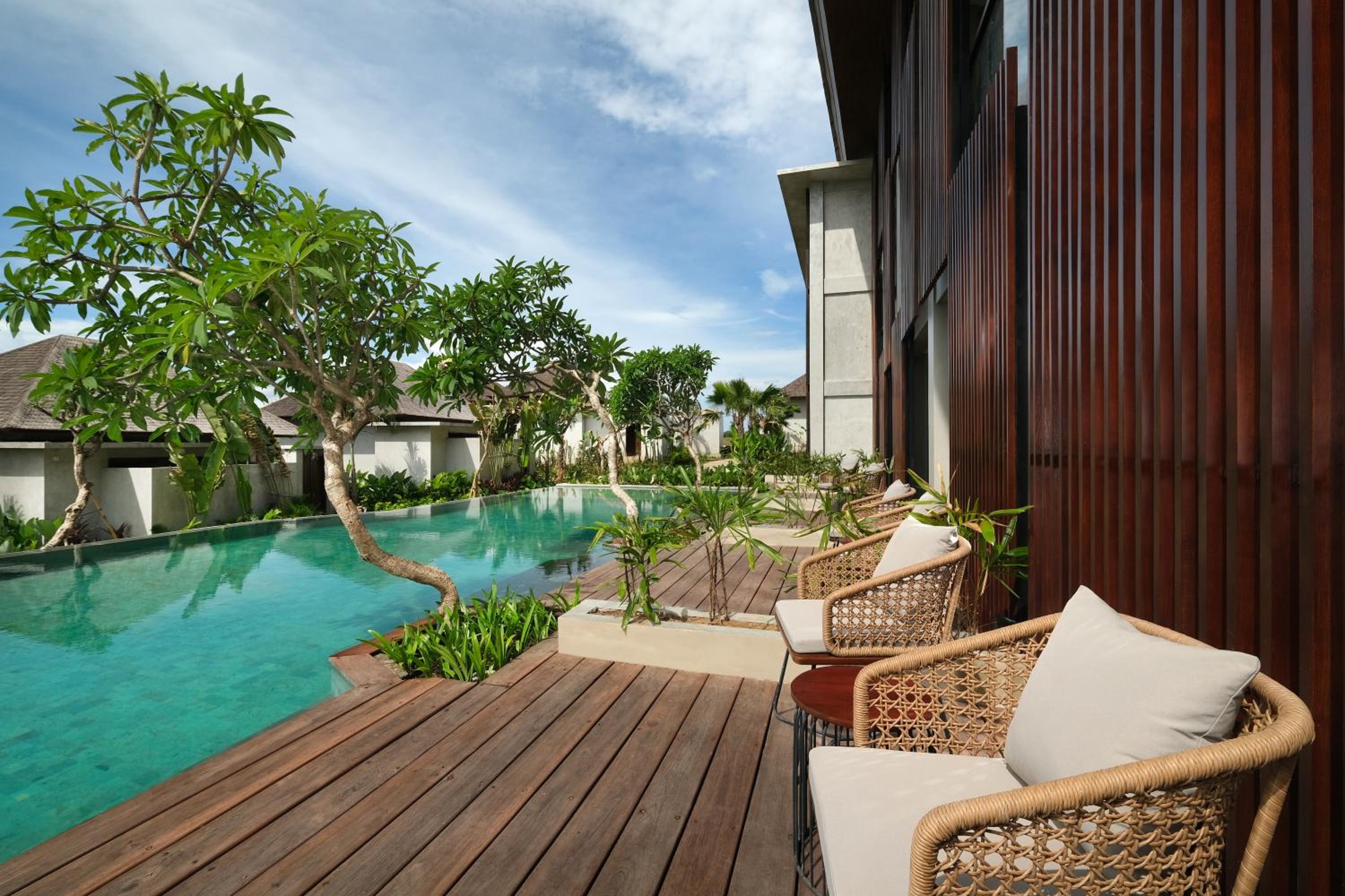 Garcia Suite Pool Access and Free Daily Afternoon Tea  - Photo 10
