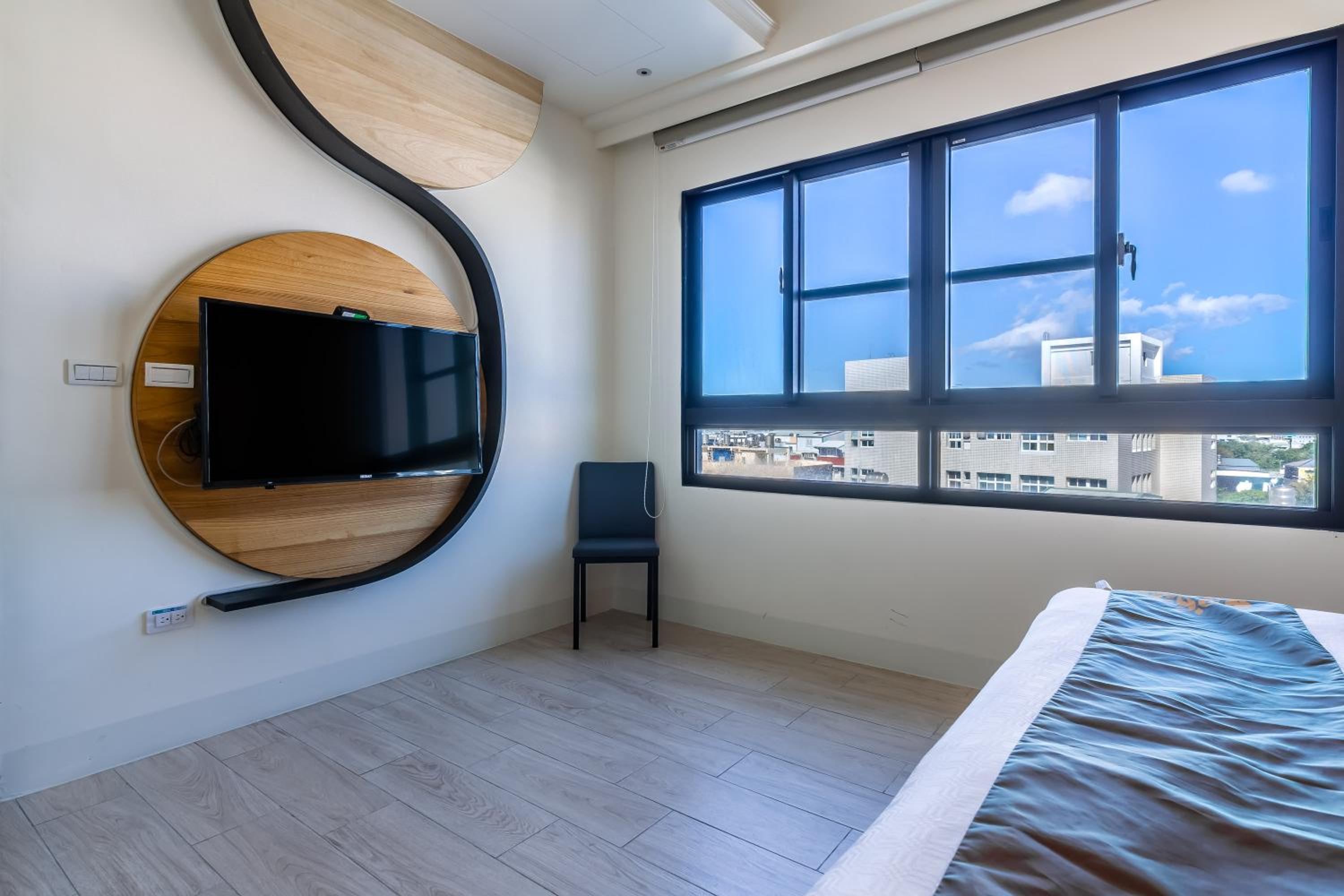 Superior Double Room with Balcony - Photo 5