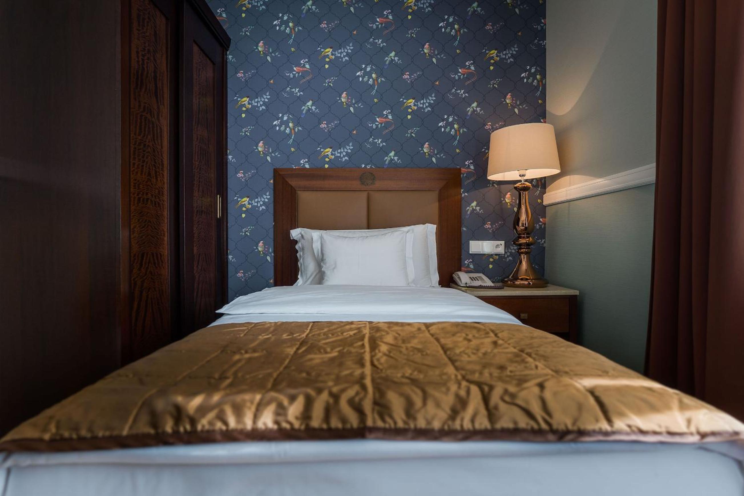 Executive Single Room thumbnail 6
