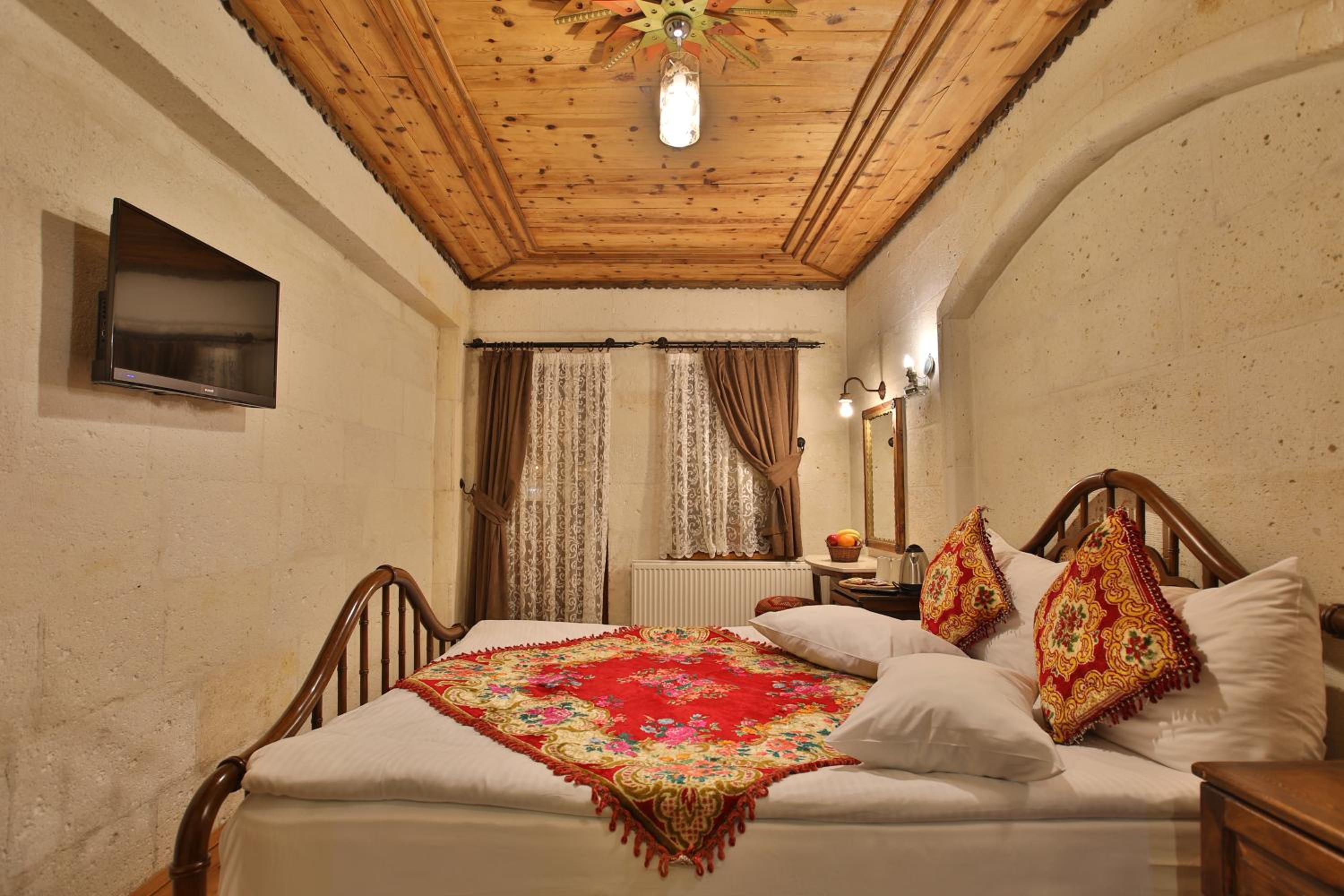Double Room with Balcony photo 3