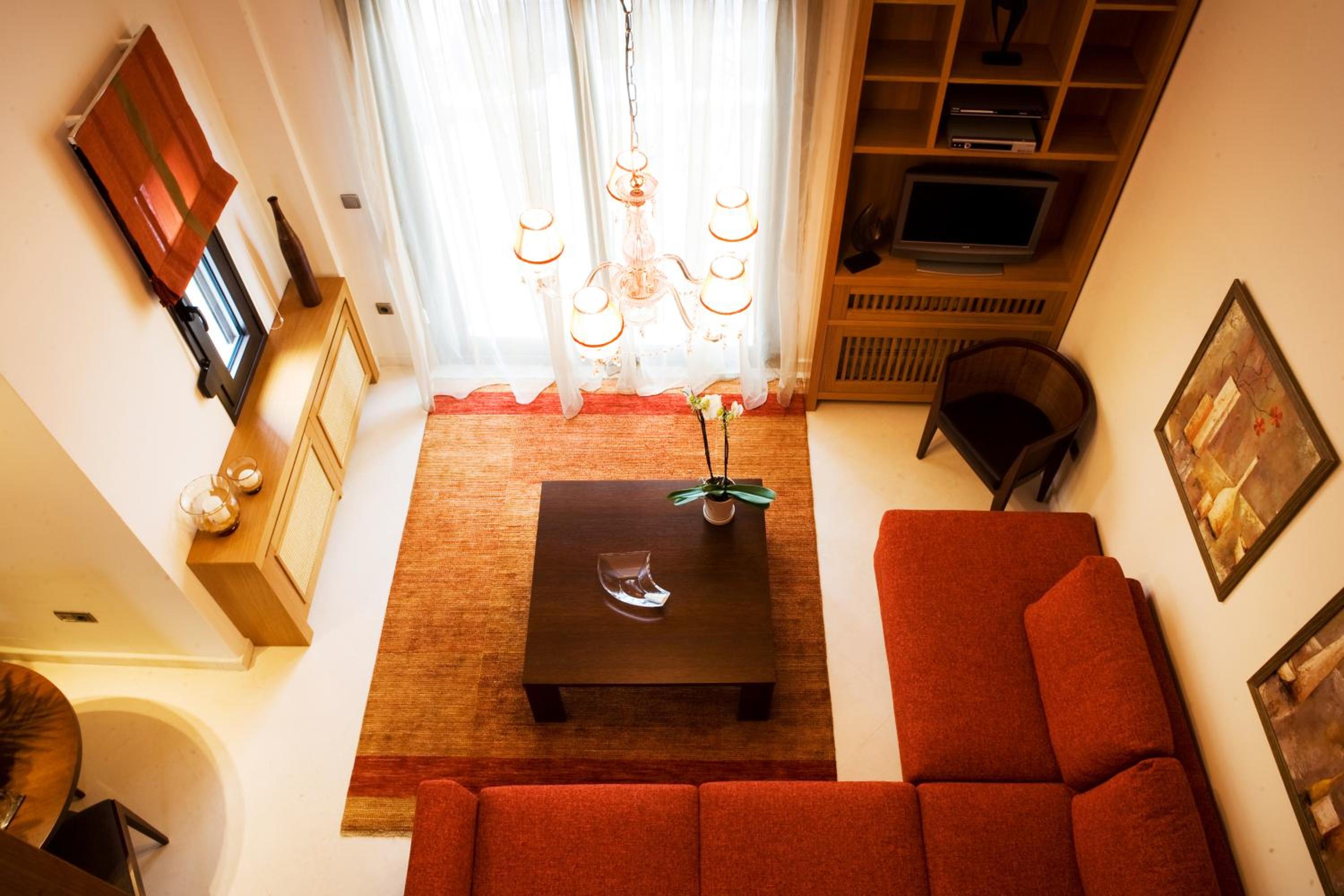Maisonette photo 1