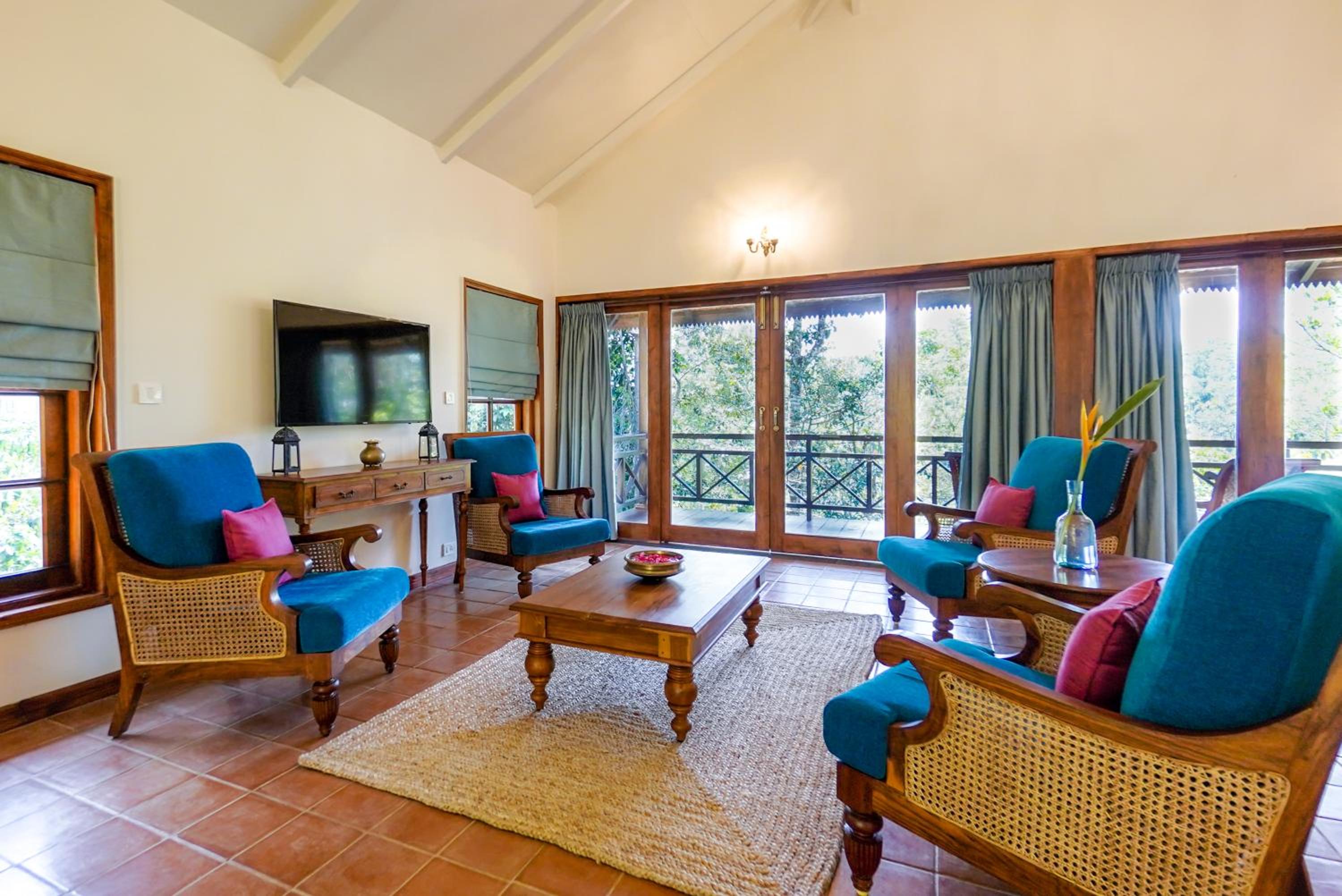 Premium Villa - Photo 2