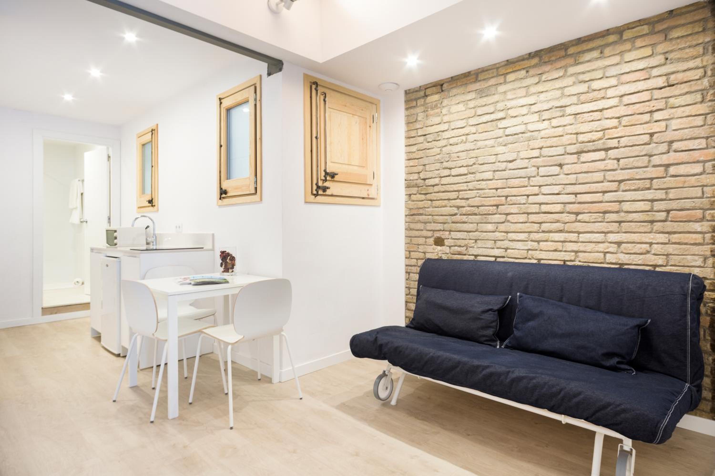 Two-Bedroom Deluxe Apartment