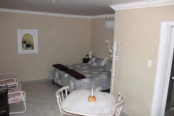 Deluxe Double or Twin Room with River View - Photo 3