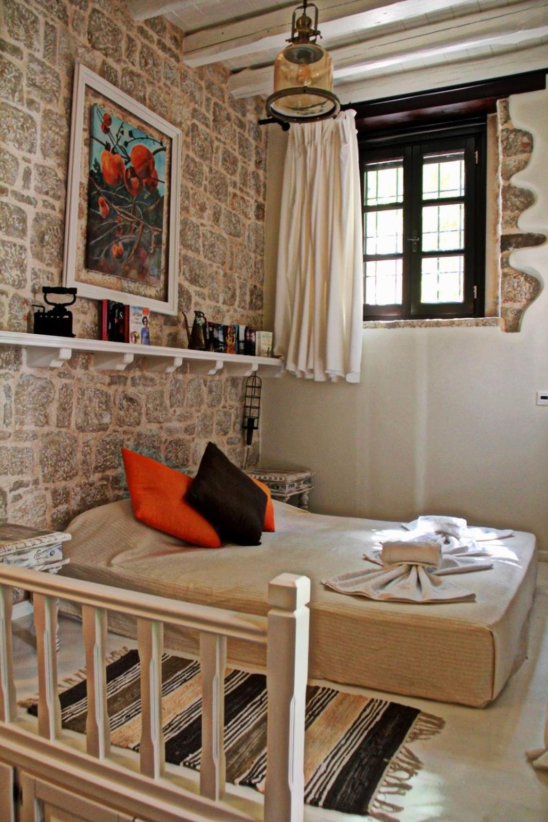 One-Bedroom House photo 3
