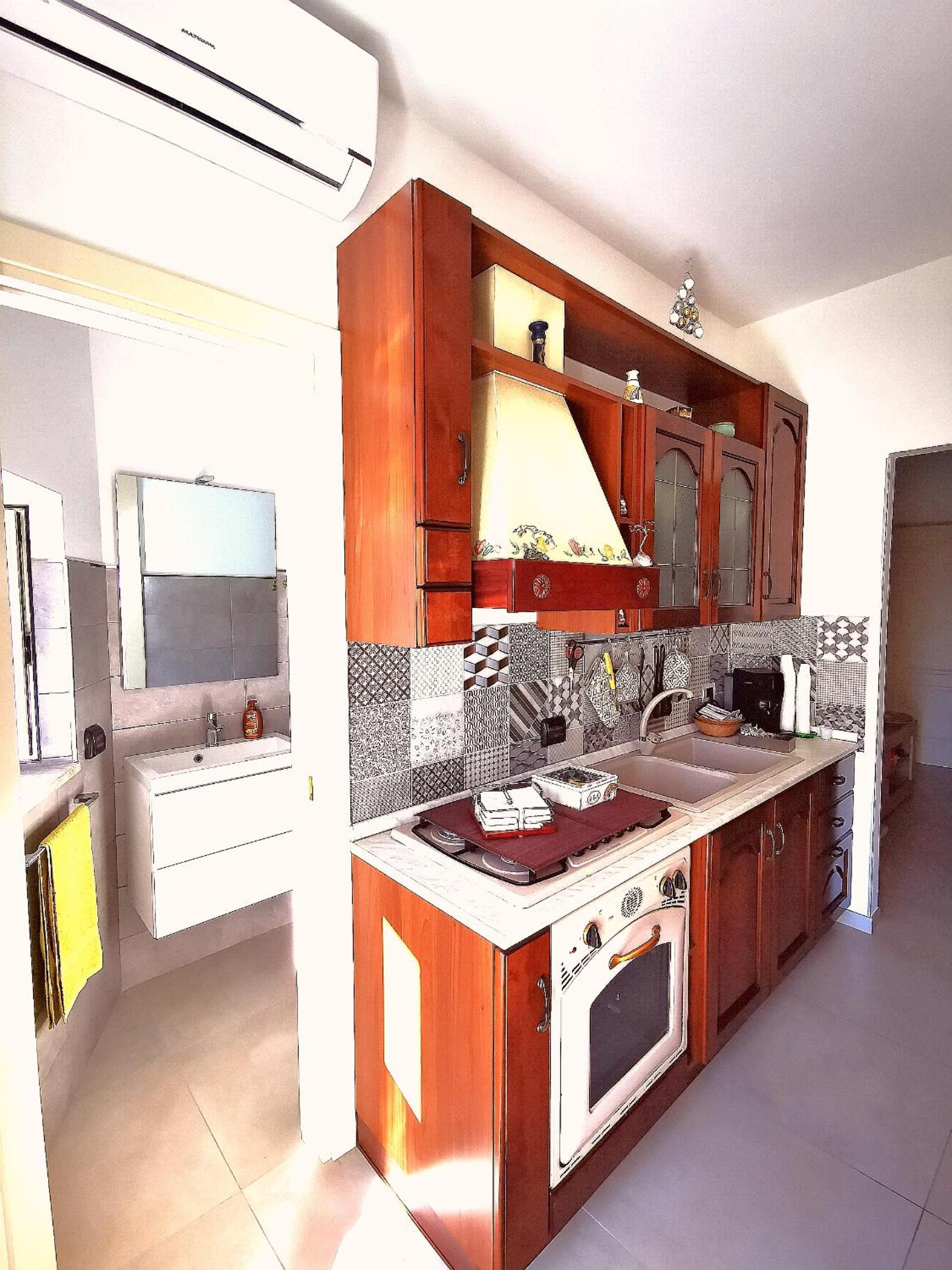 One-Bedroom Apartment - Photo 32