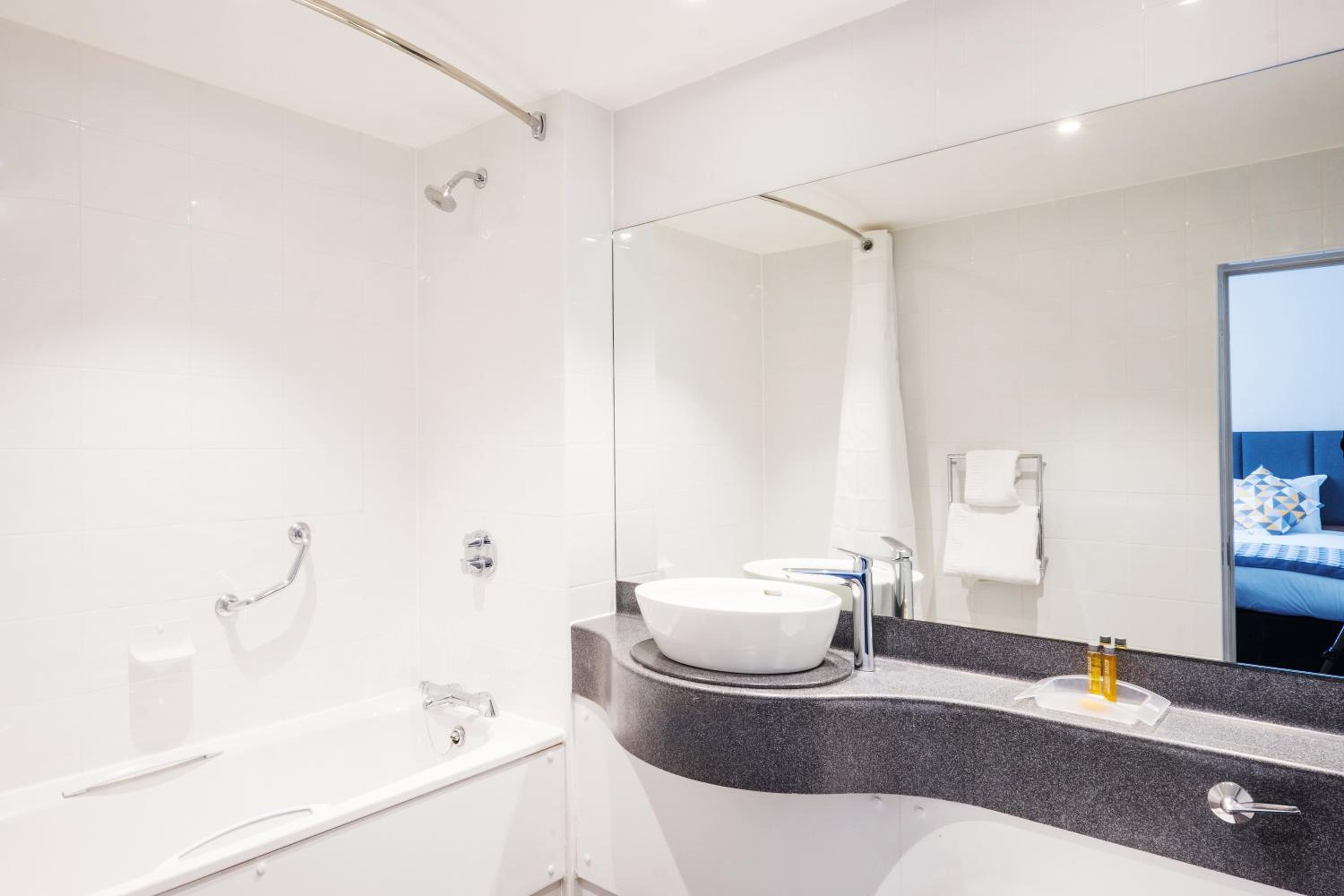 Standard Room - Photo 6