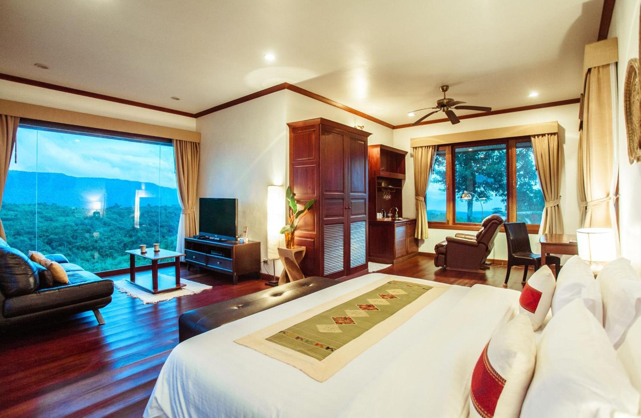 Villa with Private Pool photo 1