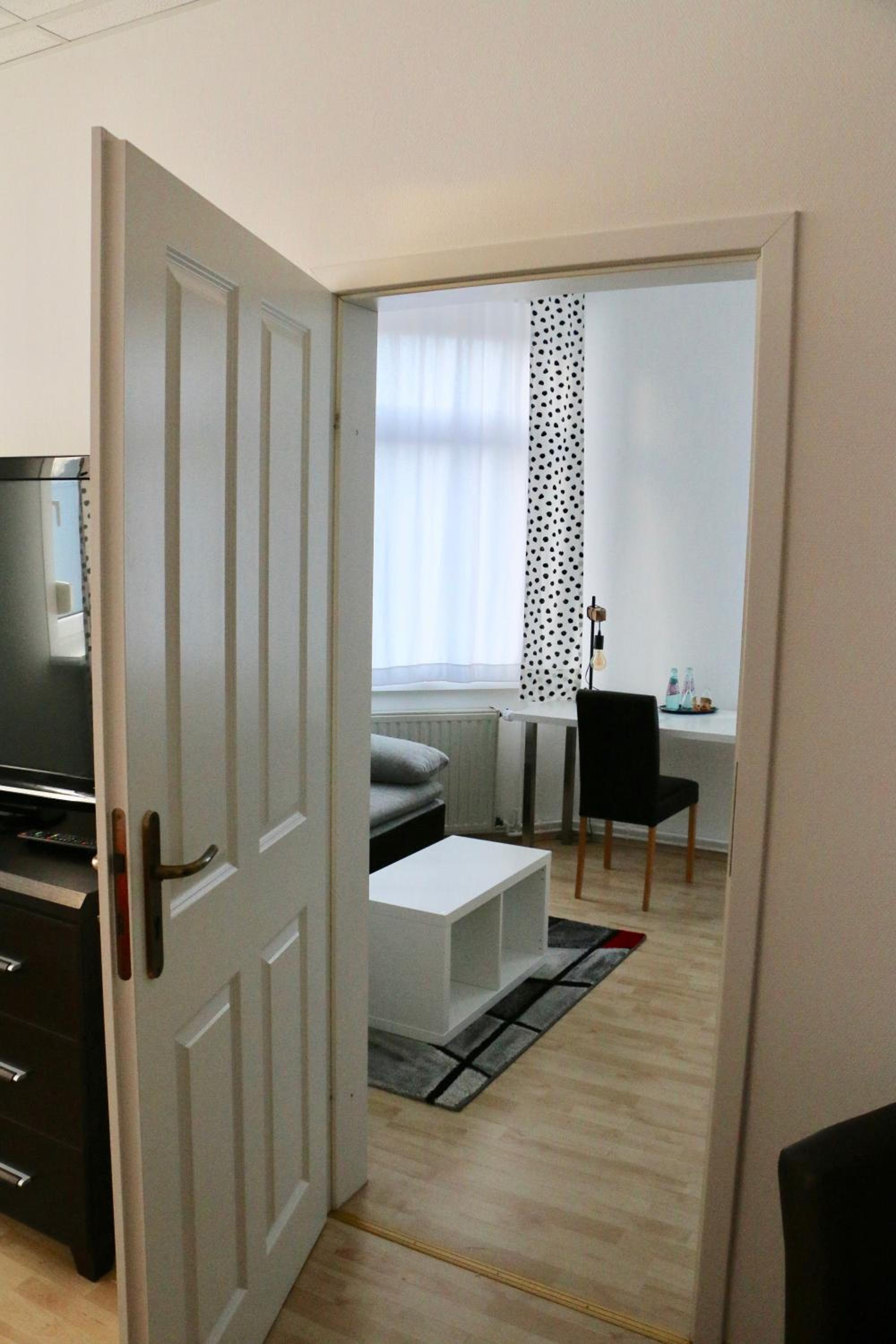 Double Room - Photo 13