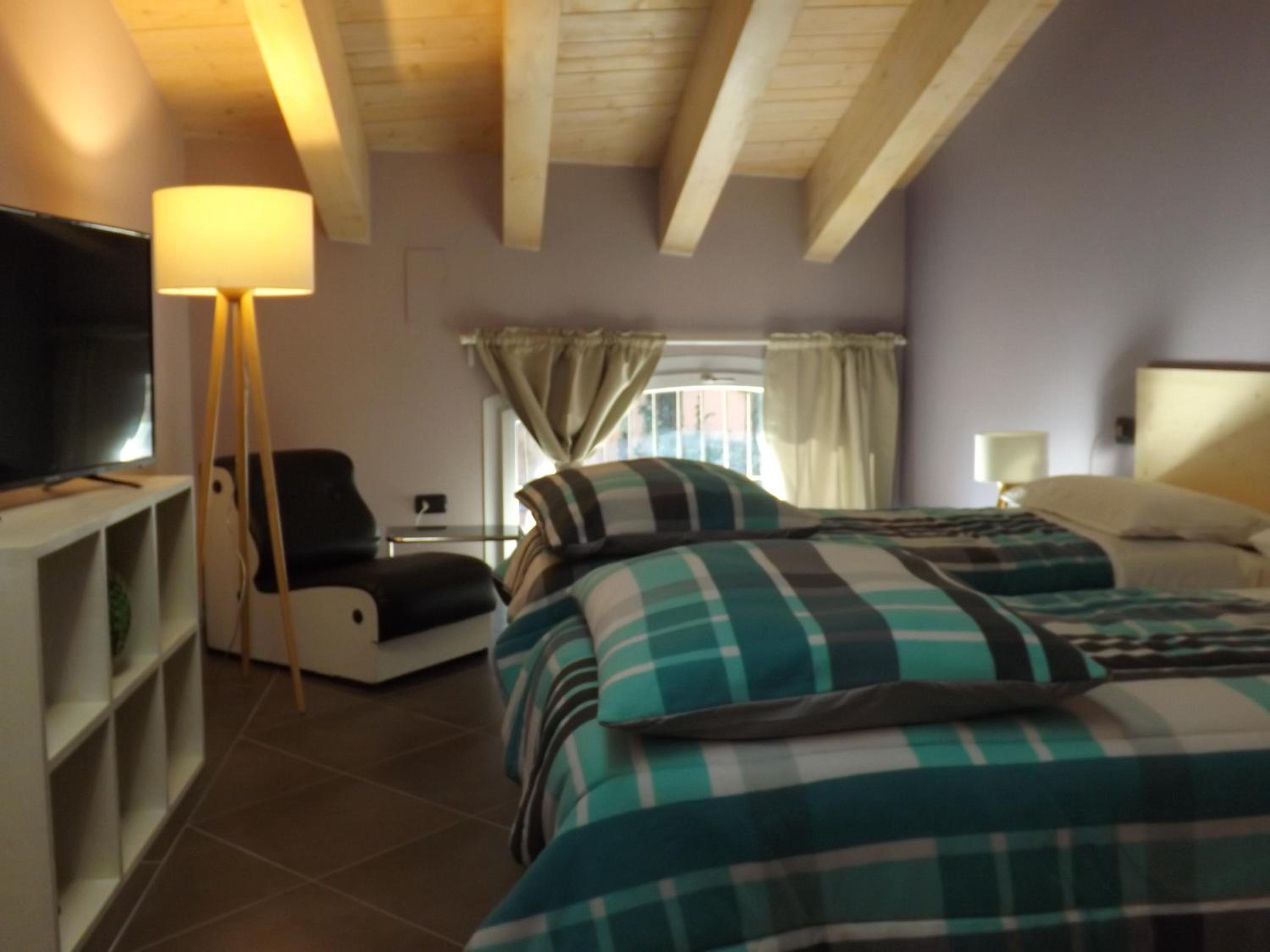 Twin Room with Private Bathroom - Photo 1