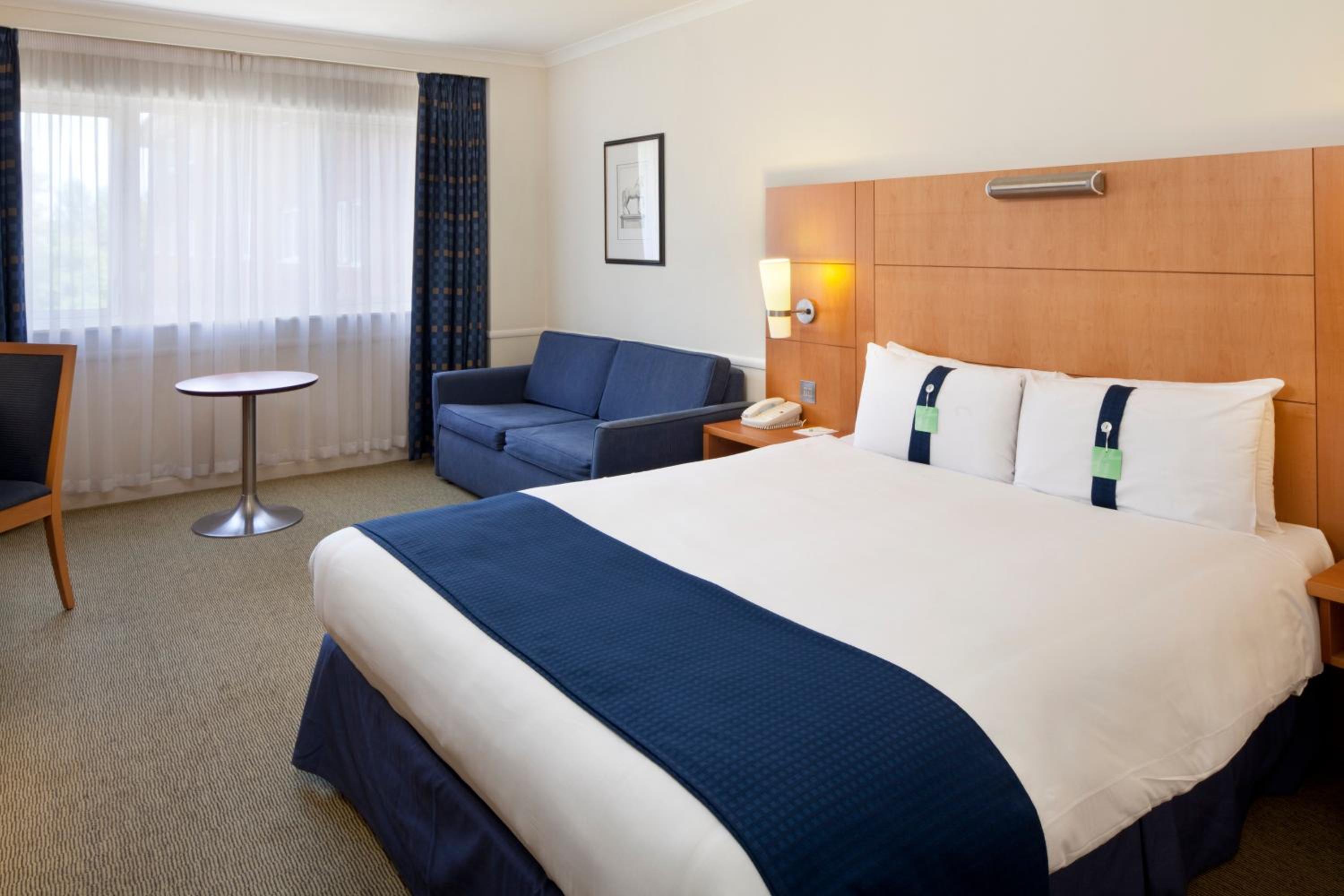 Standard Double Room with Single Sofa Bed - Photo 3