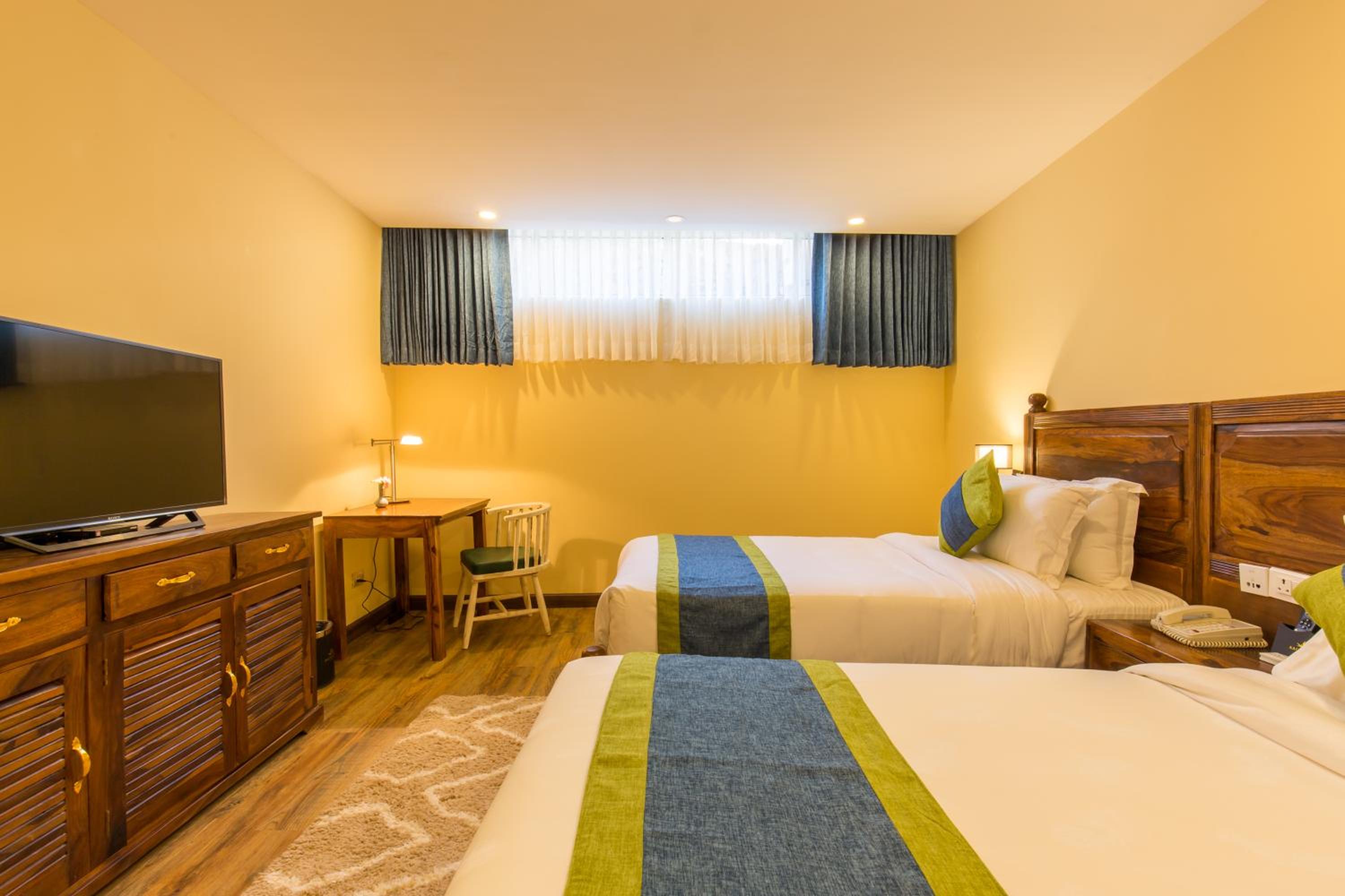 Deluxe Room - Photo 3
