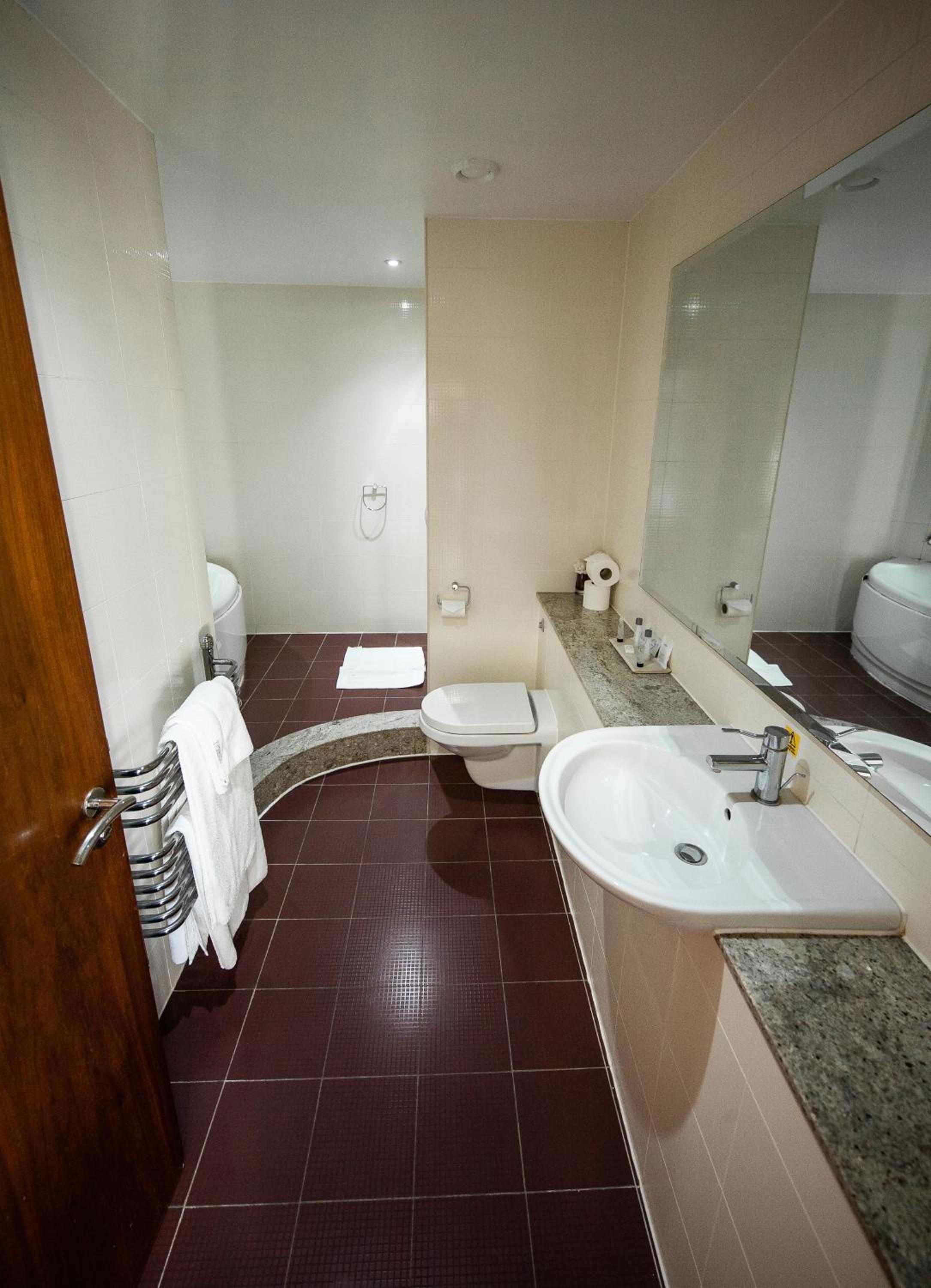 Double Room - Photo 3