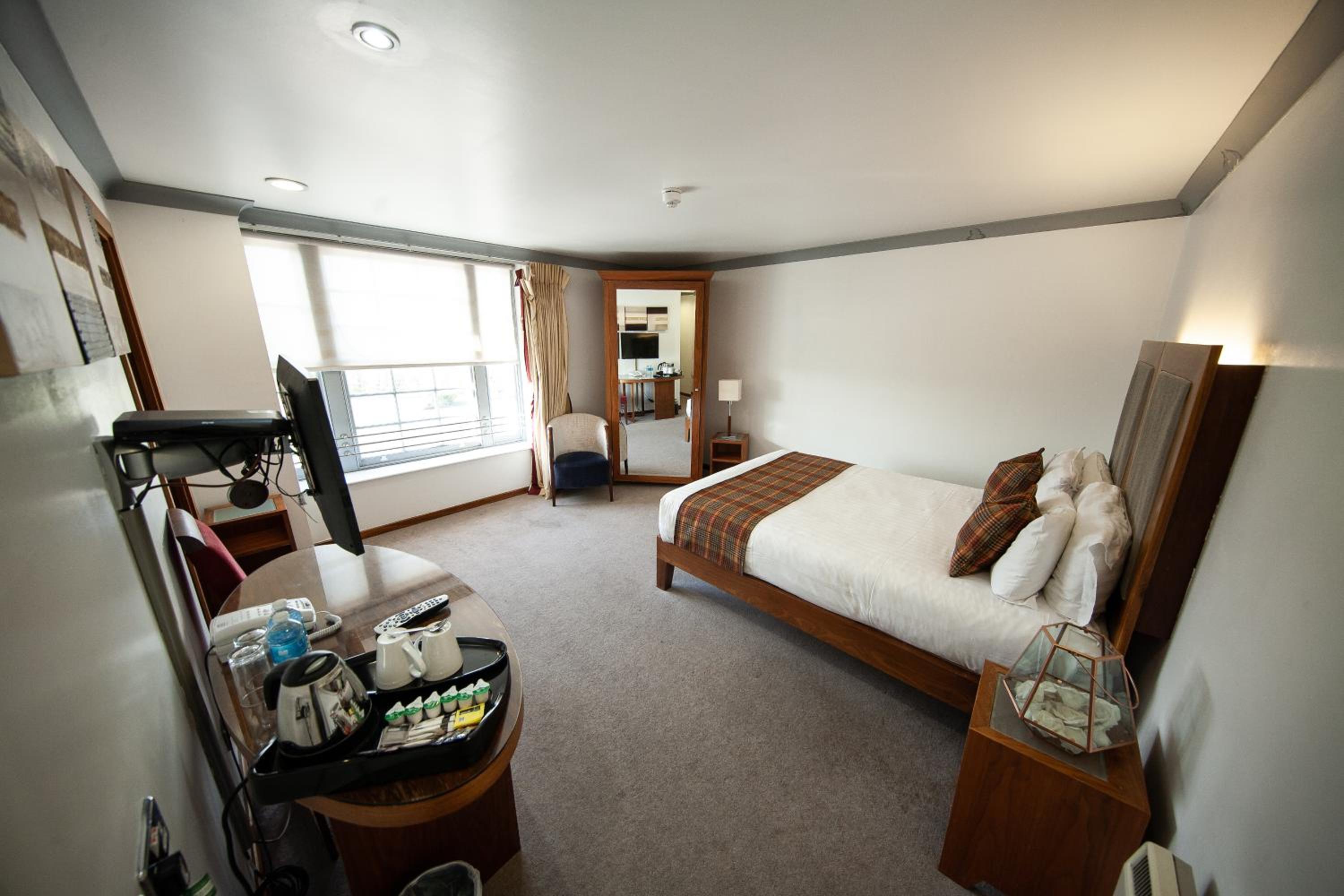 Double Room - Photo 6