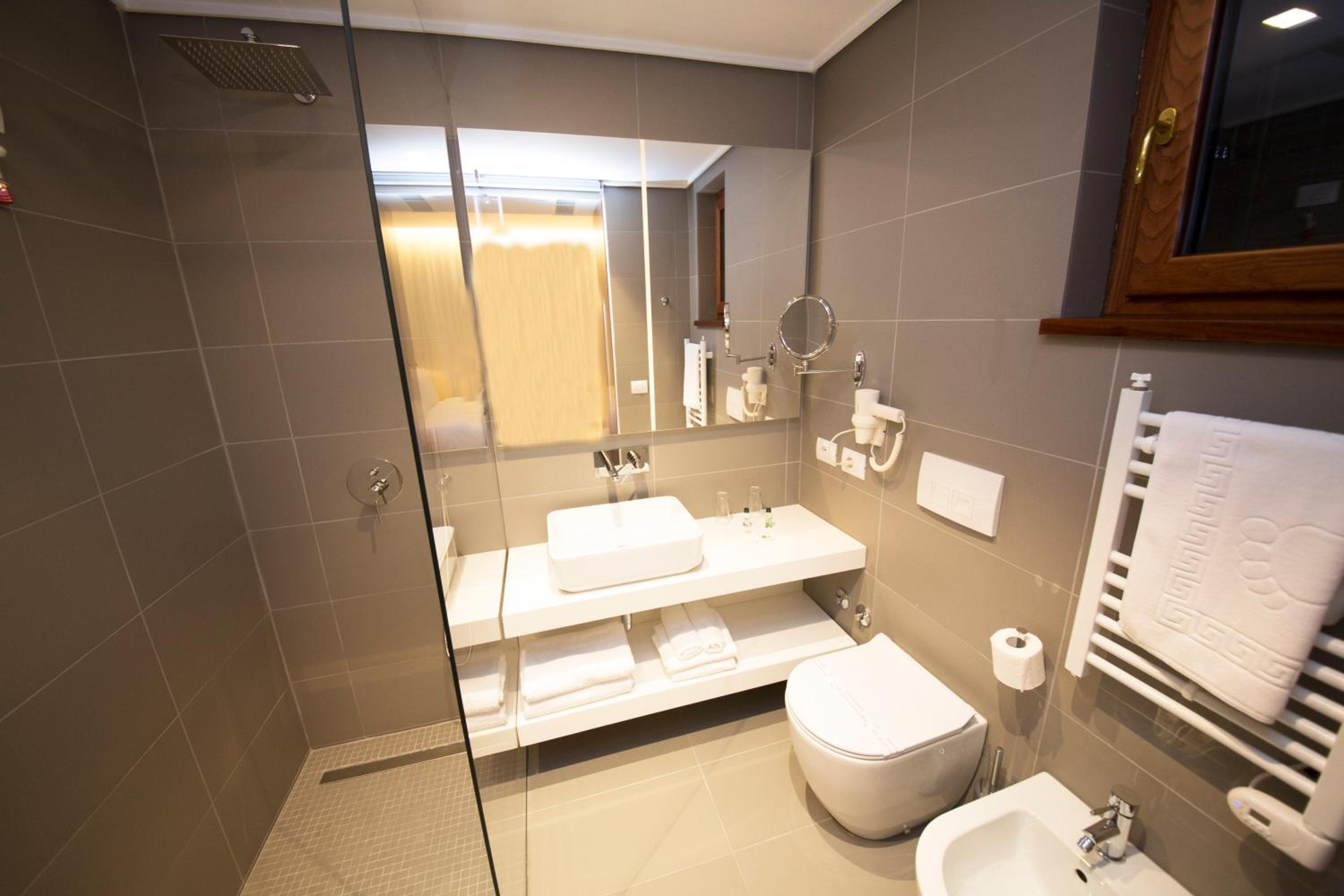 Twin Room with Balcony photo 2