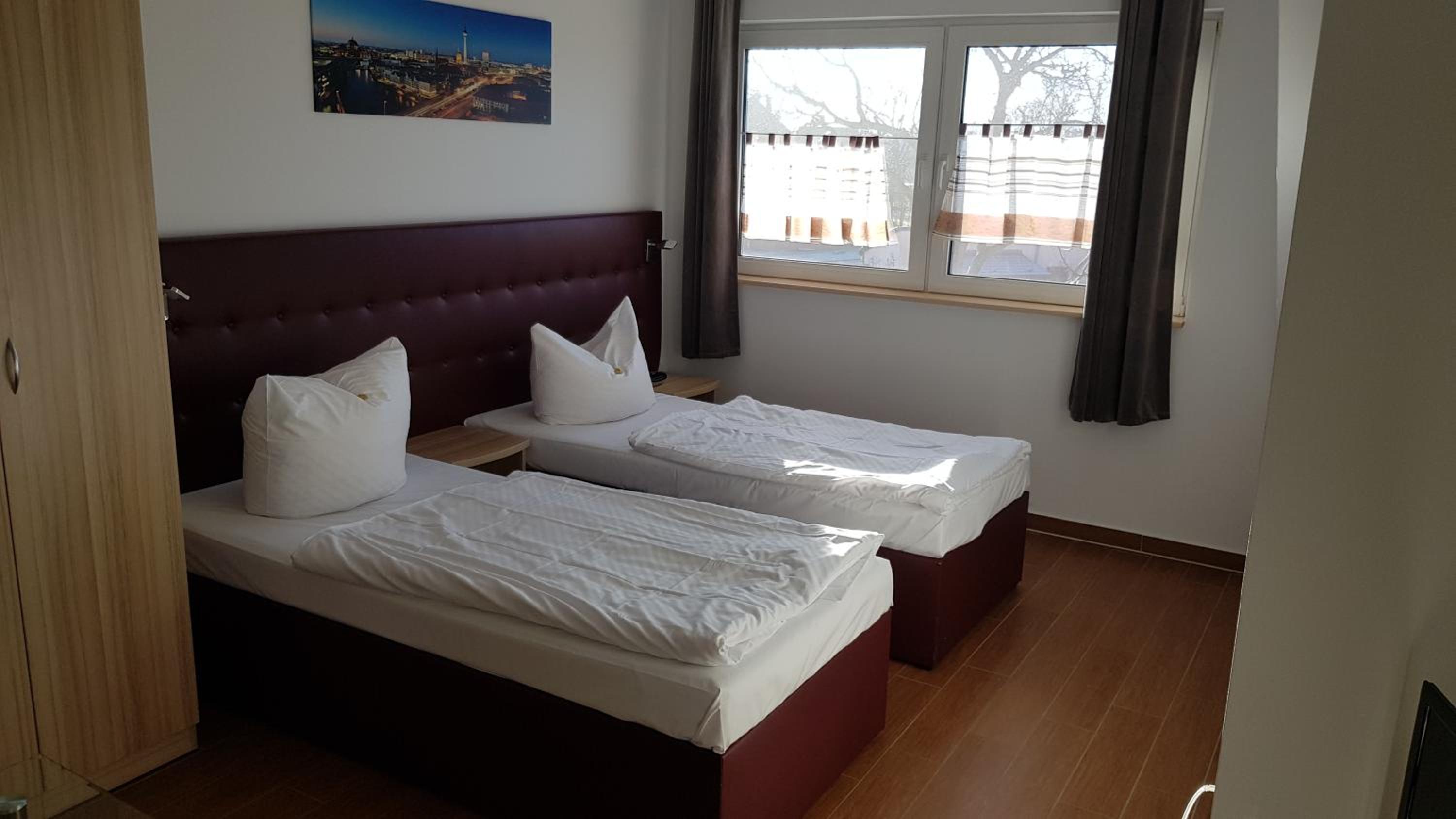 Apartment with Balcony photo 1