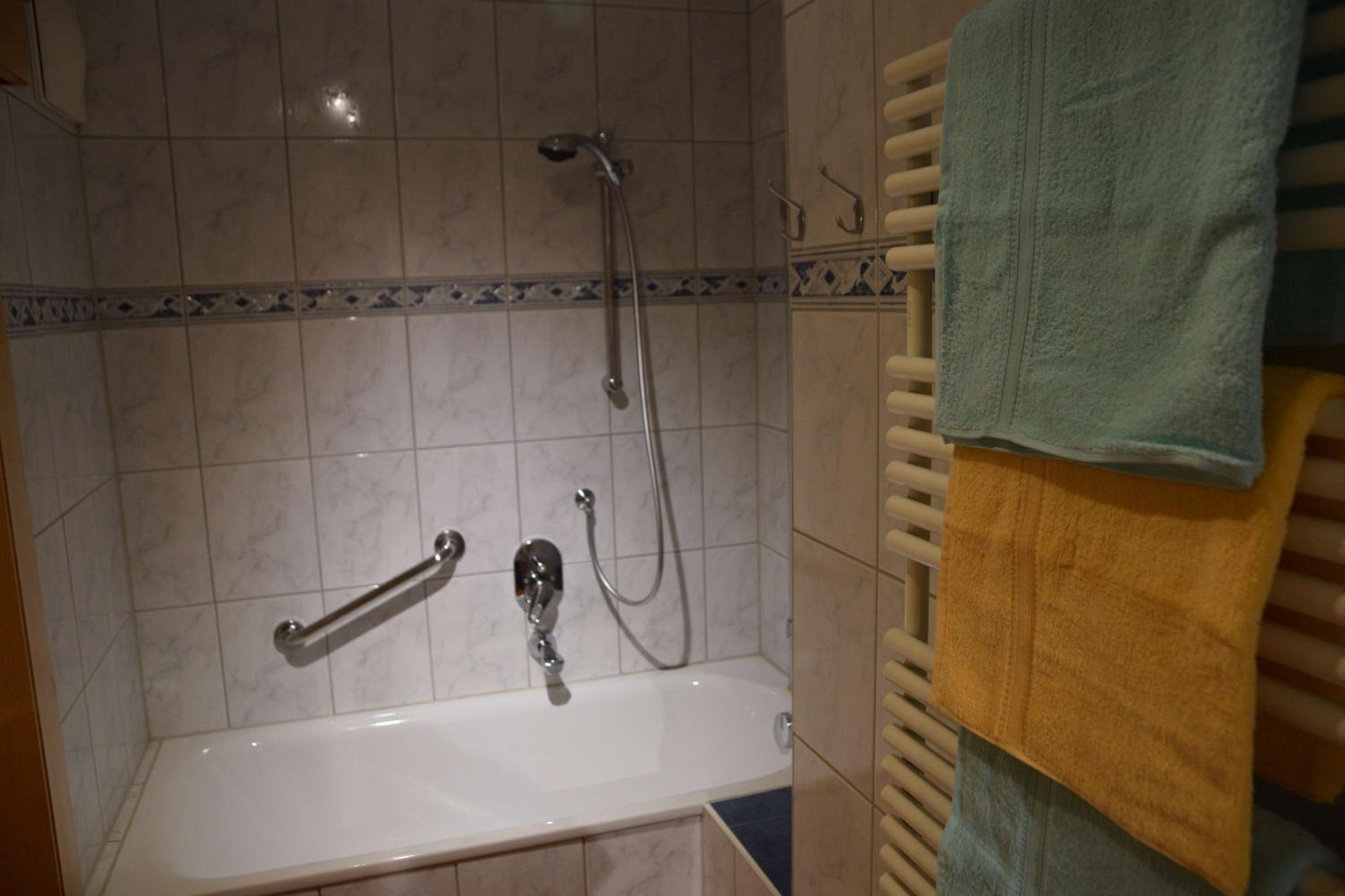 One-Bedroom Apartment photo 2