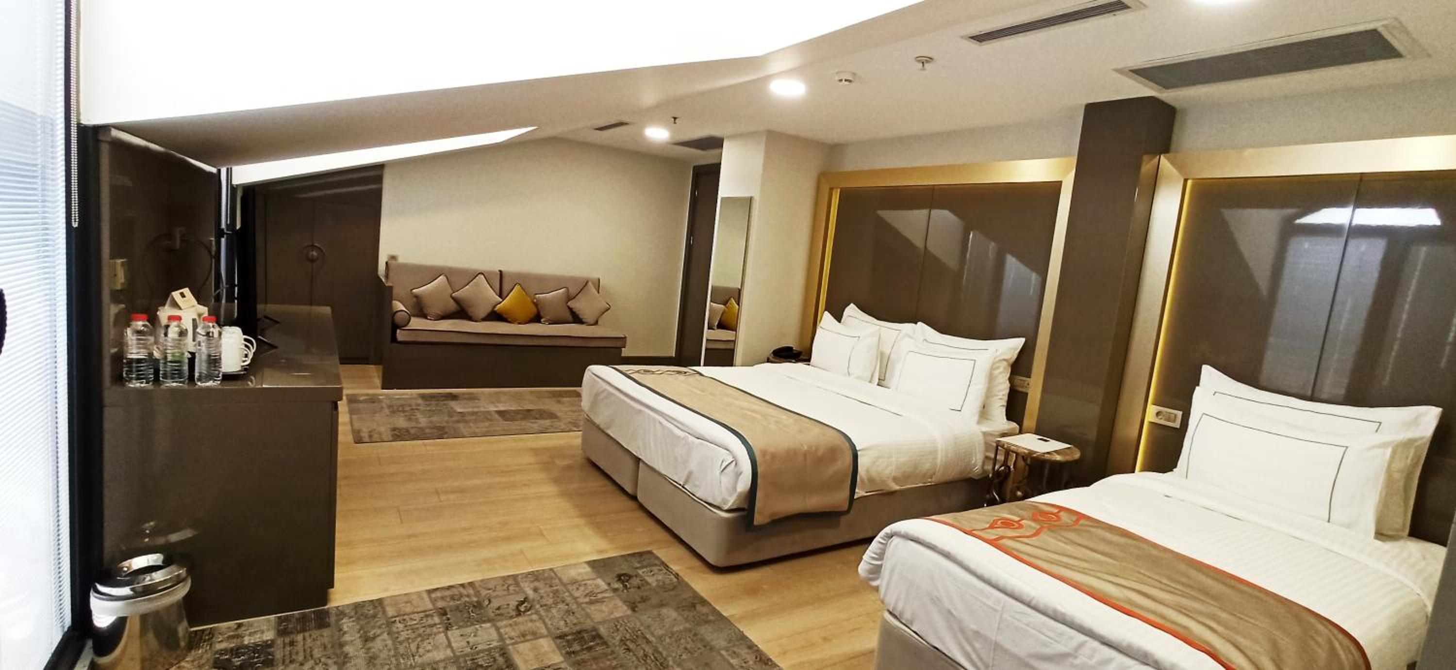 Quadruple Room with Balcony