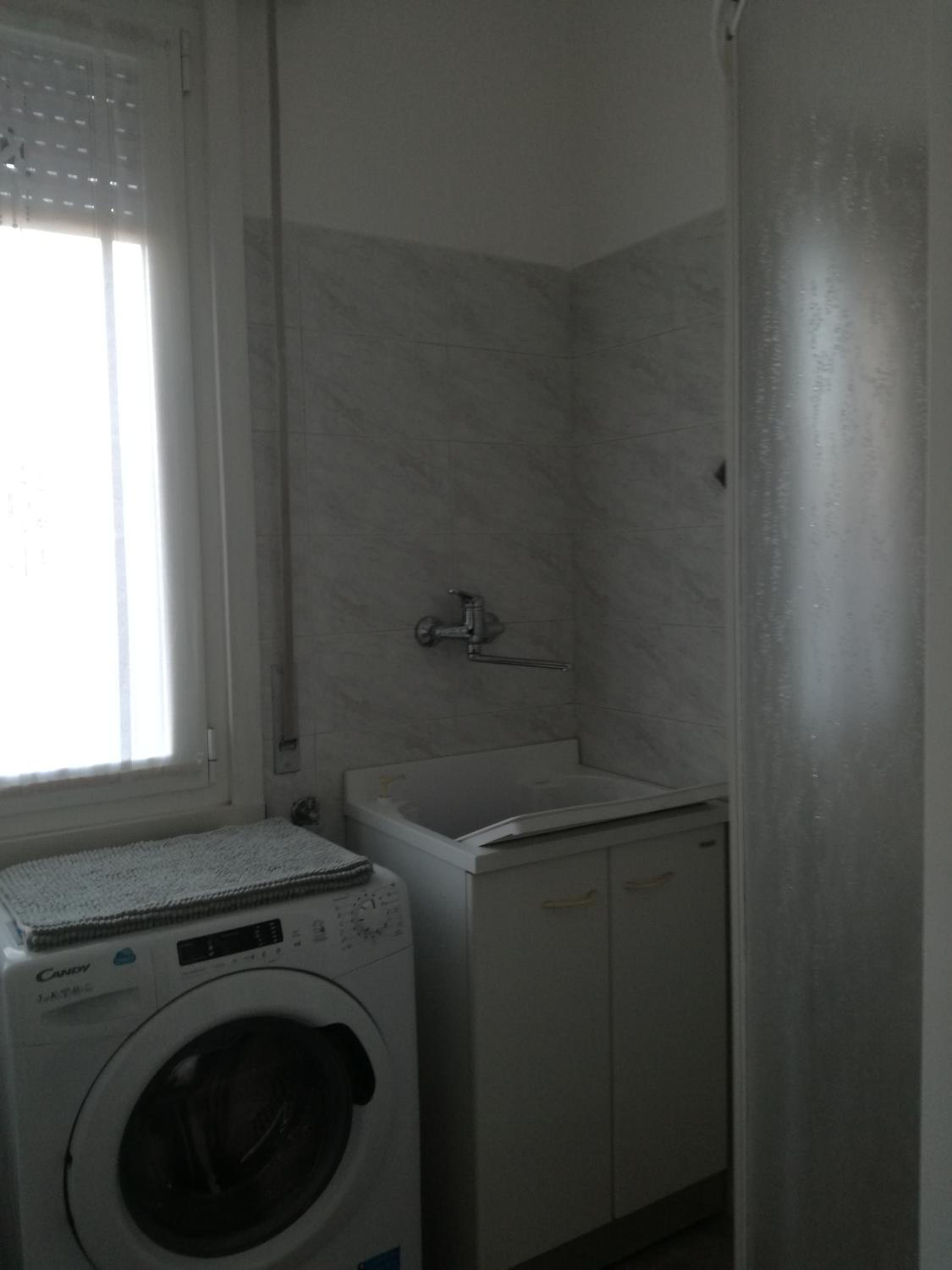 One-Bedroom Apartment - Photo 16