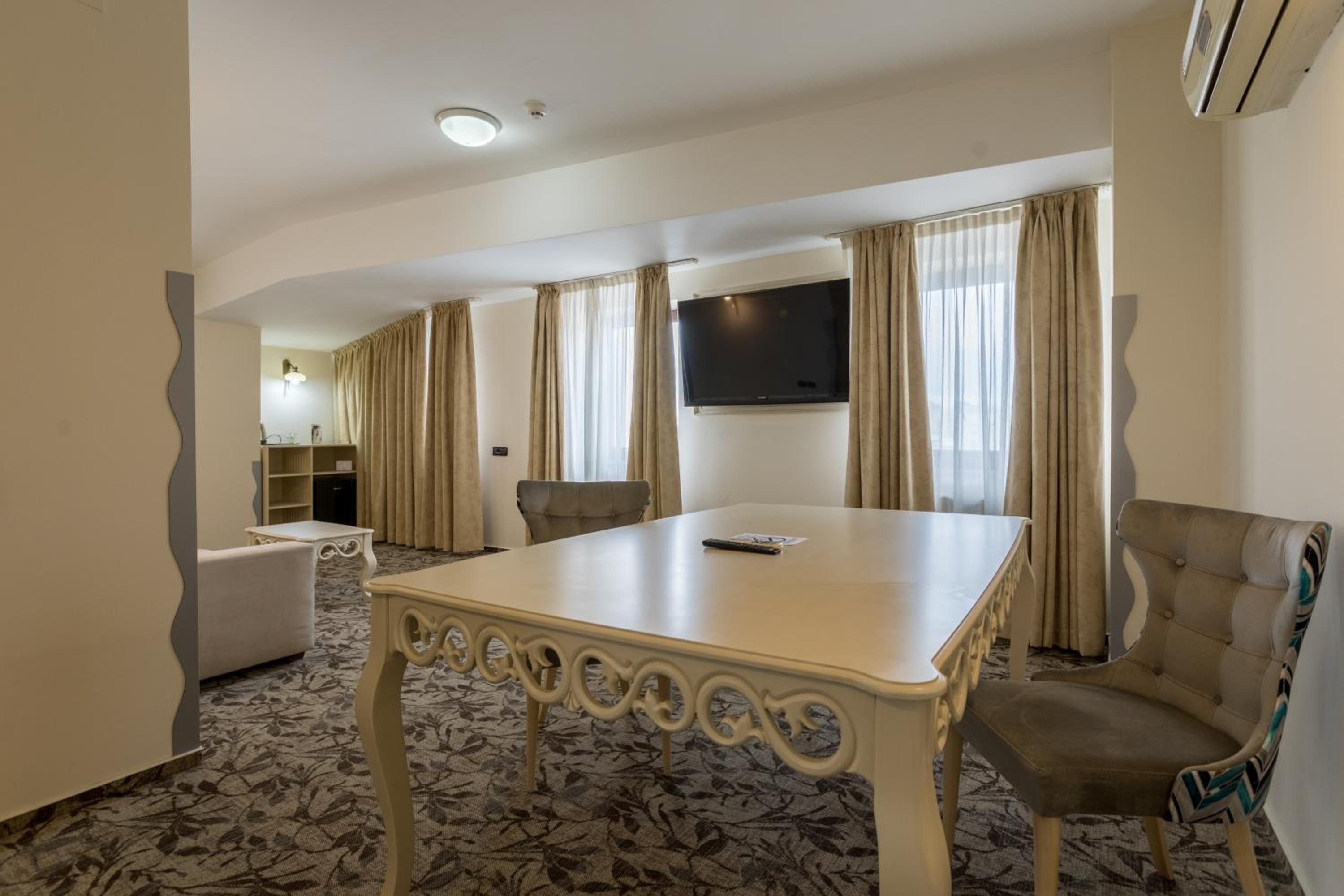 Junior Suite - Photo 2