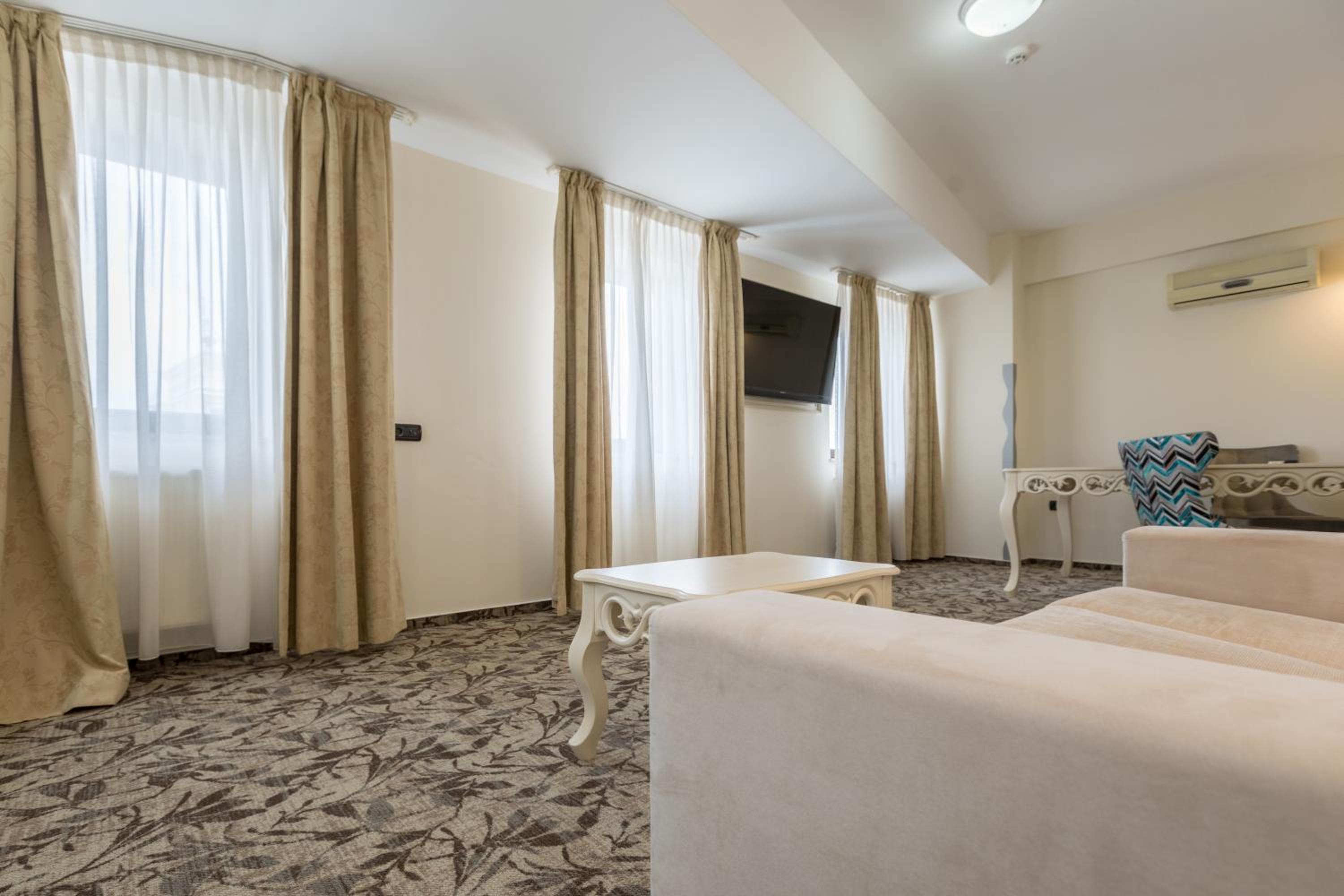 Junior Suite - Photo 3