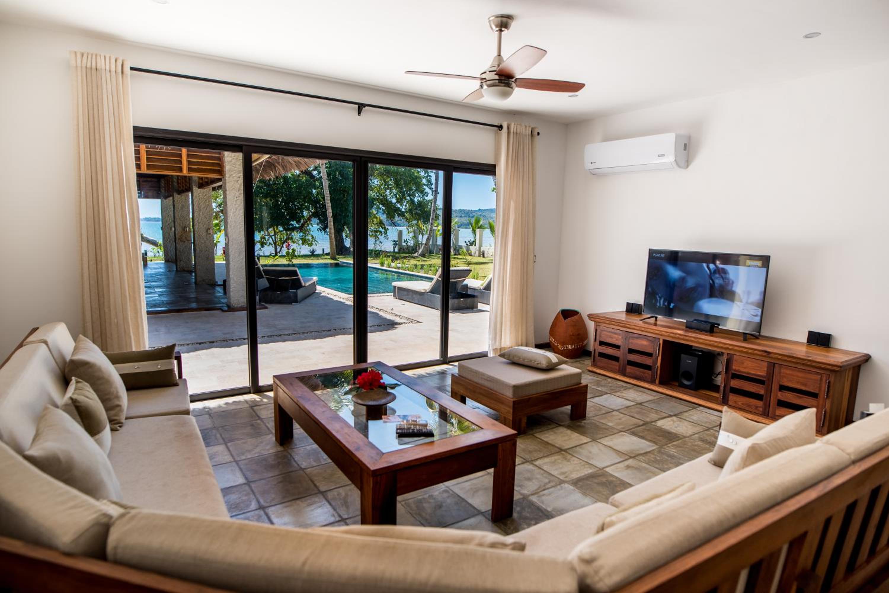 Four-Bedroom Superior Villa photo 3