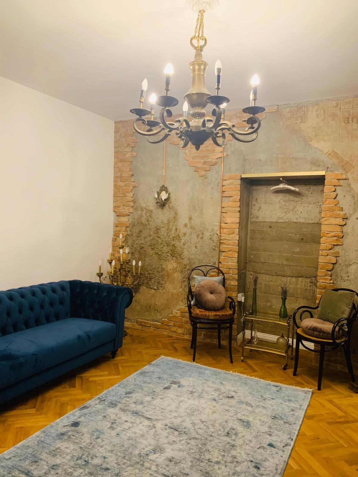 Deluxe Apartment - Photo 12