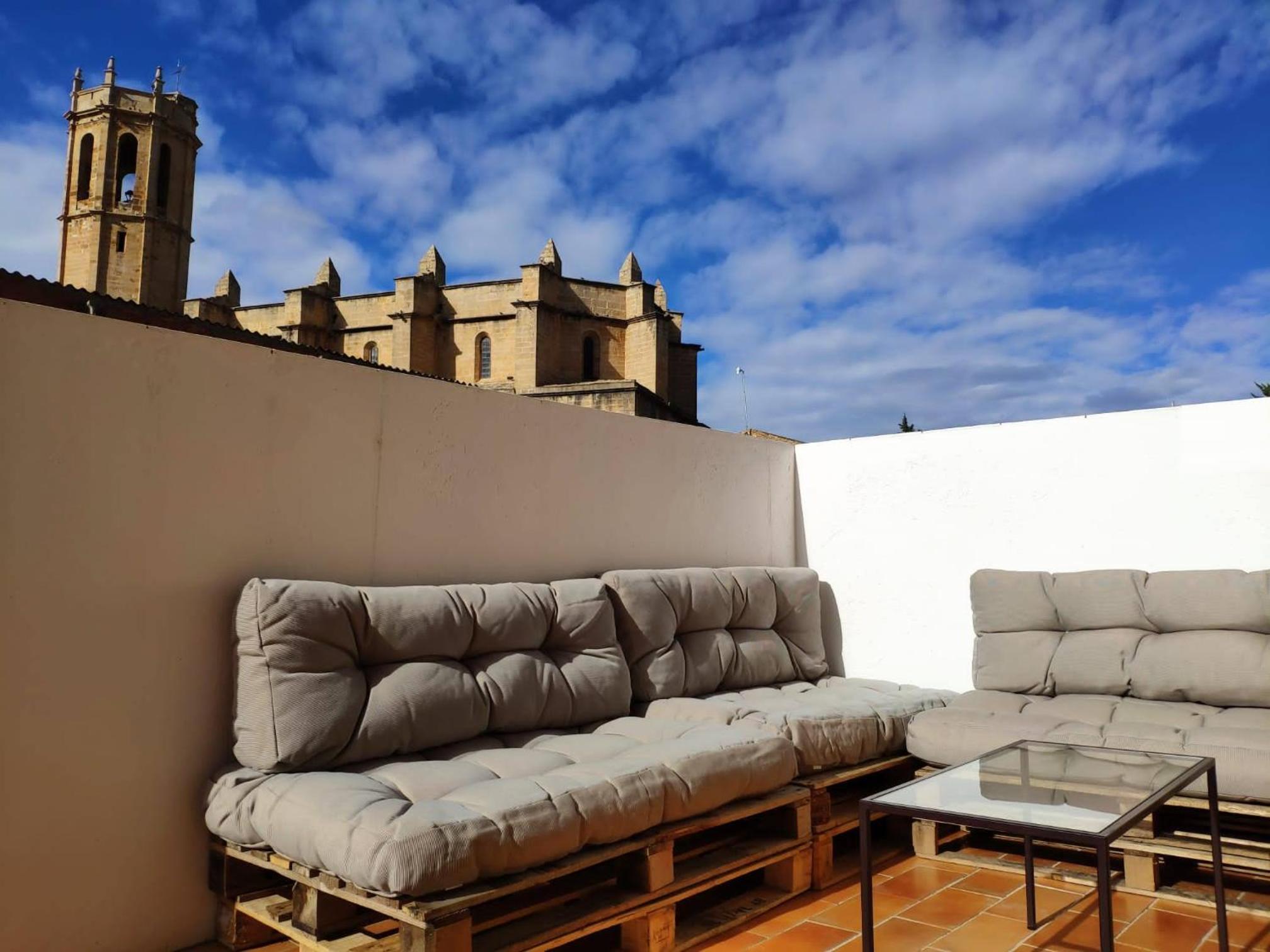 Three-Bedroom Apartment - Photo 10