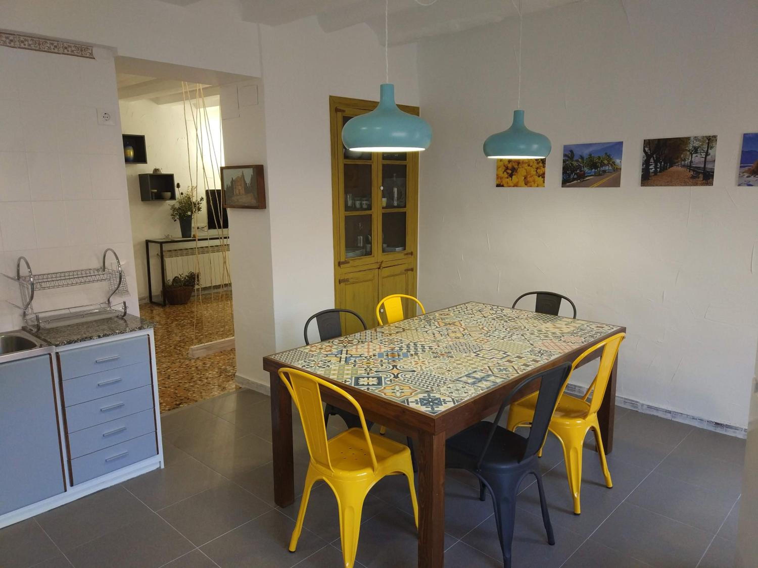 Three-Bedroom Apartment - Photo 9