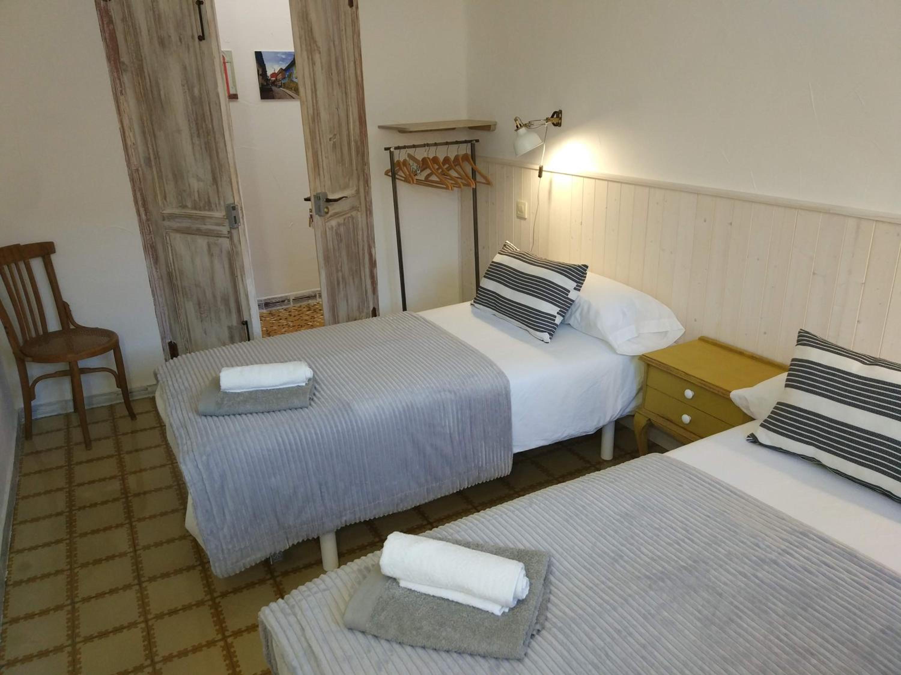 Three-Bedroom Apartment - Photo 3