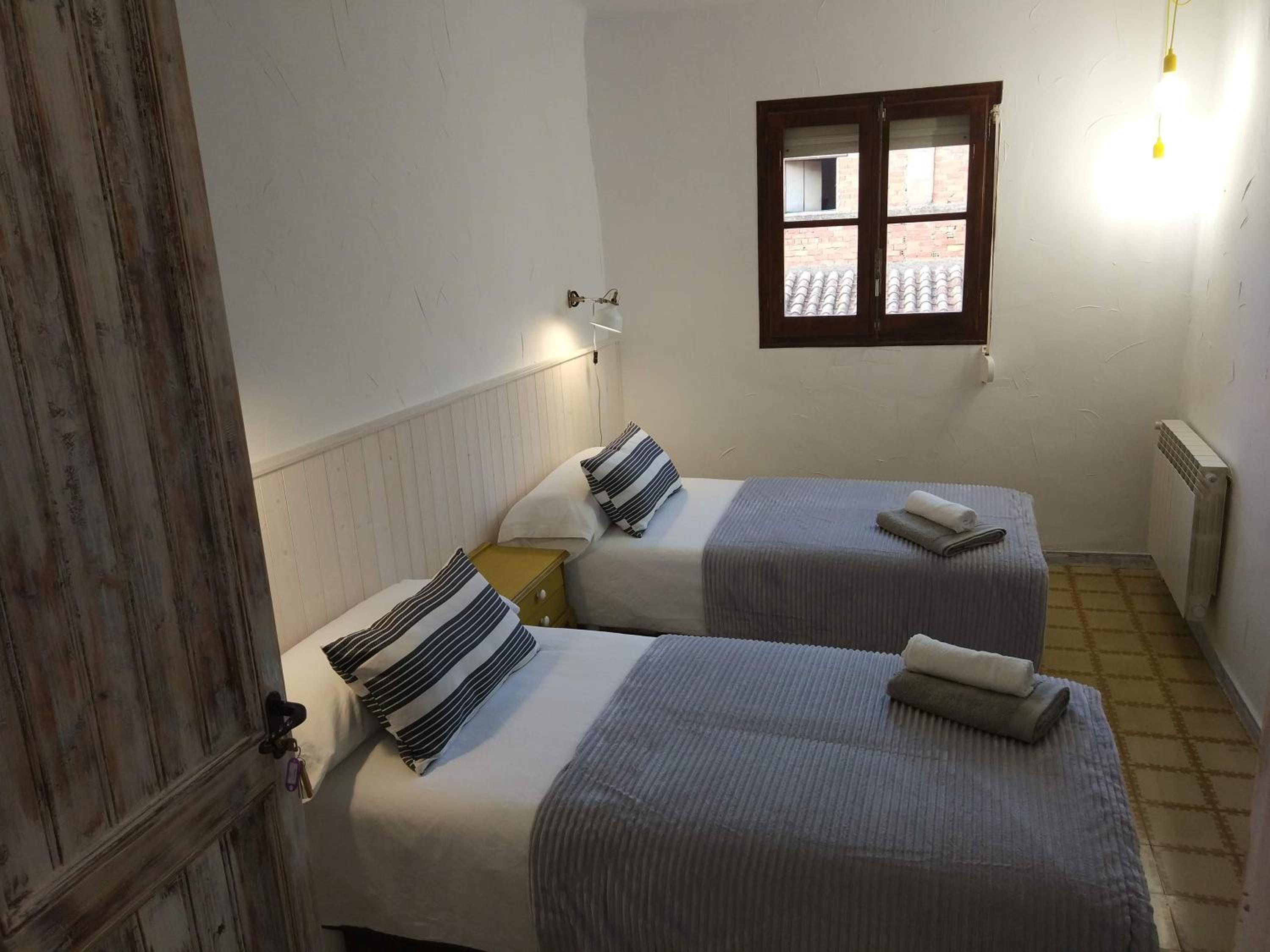 Three-Bedroom Apartment - Photo 13