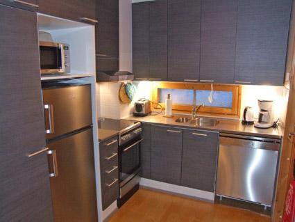 Two-Bedroom Apartment - Photo 10